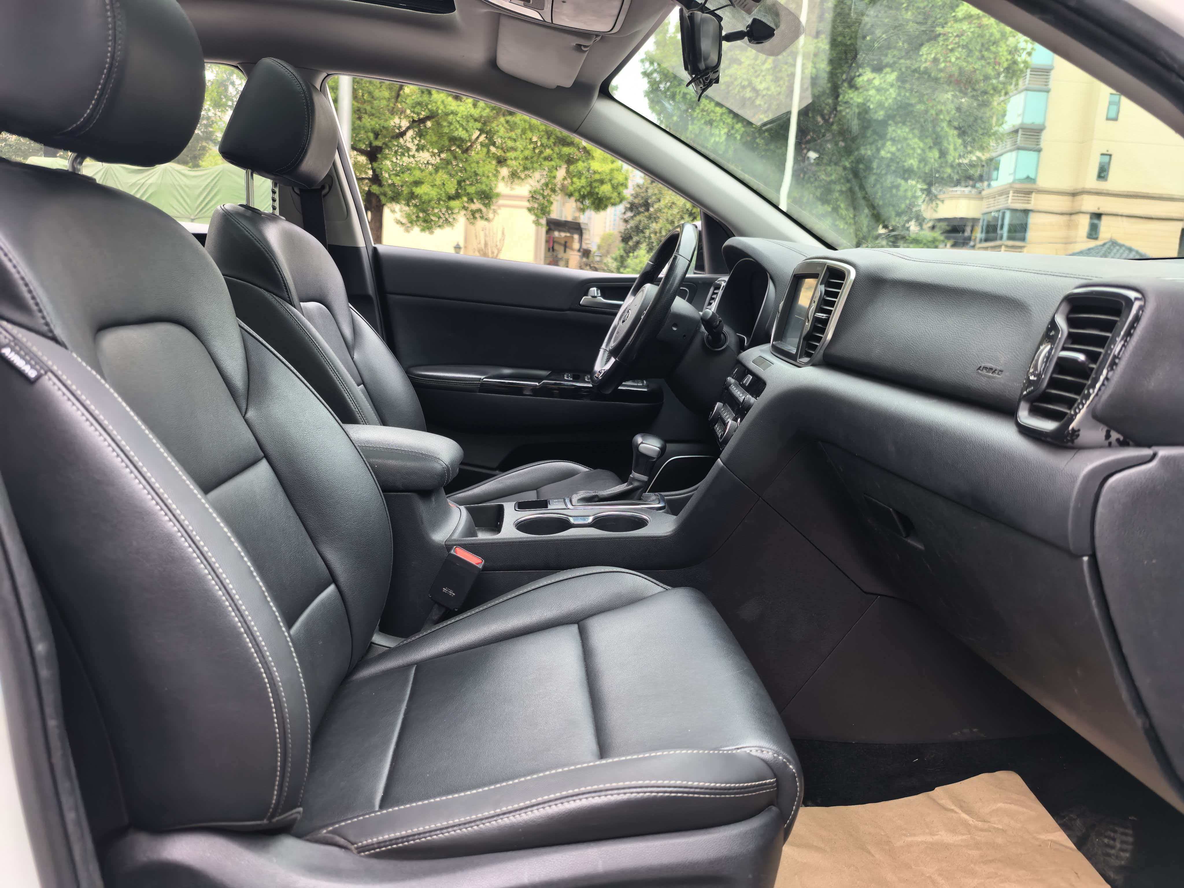 Kia KX5 2017 صورة سيارة #10