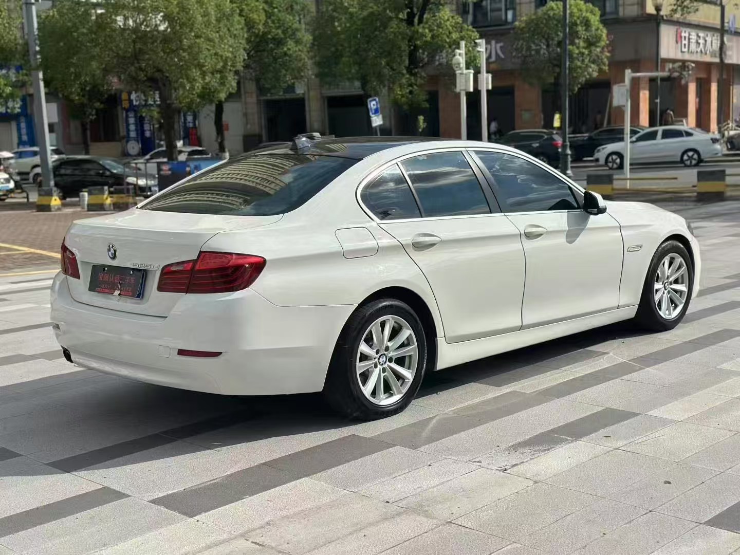 BMW 5 Series (Imported) 2014 car image #10