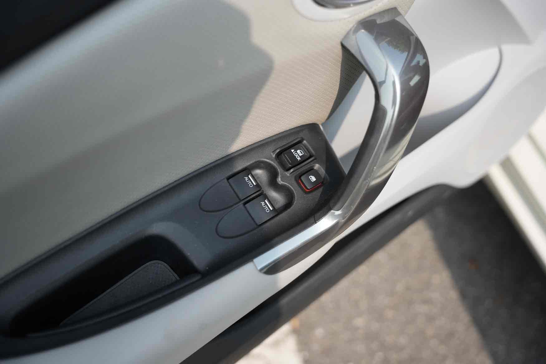 Honda CR-Z 2013 car image #10