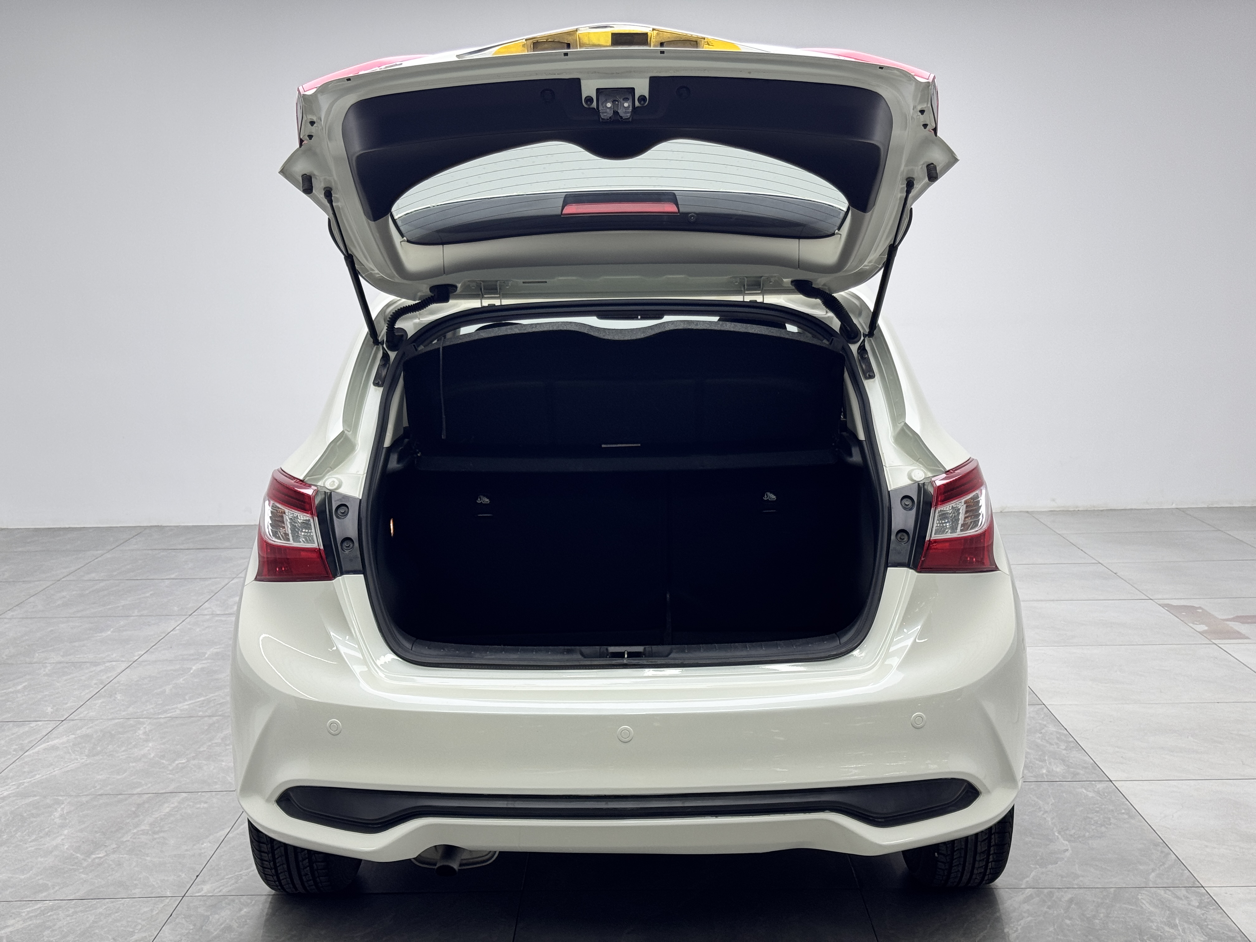 日产 骐达TIIDA 2017 汽车图片 #10