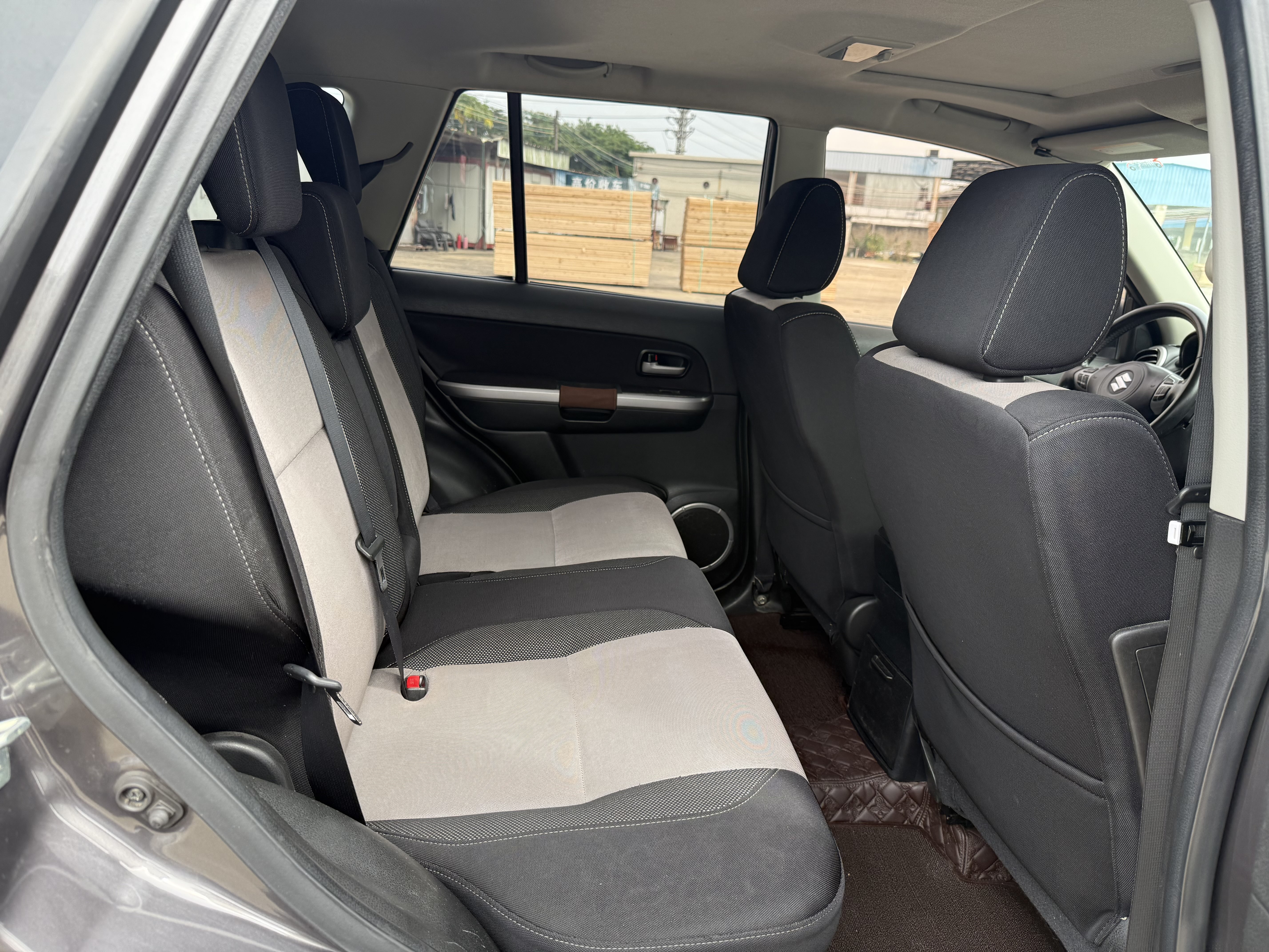 铃木 超级维特拉 2012 汽车图片 #10