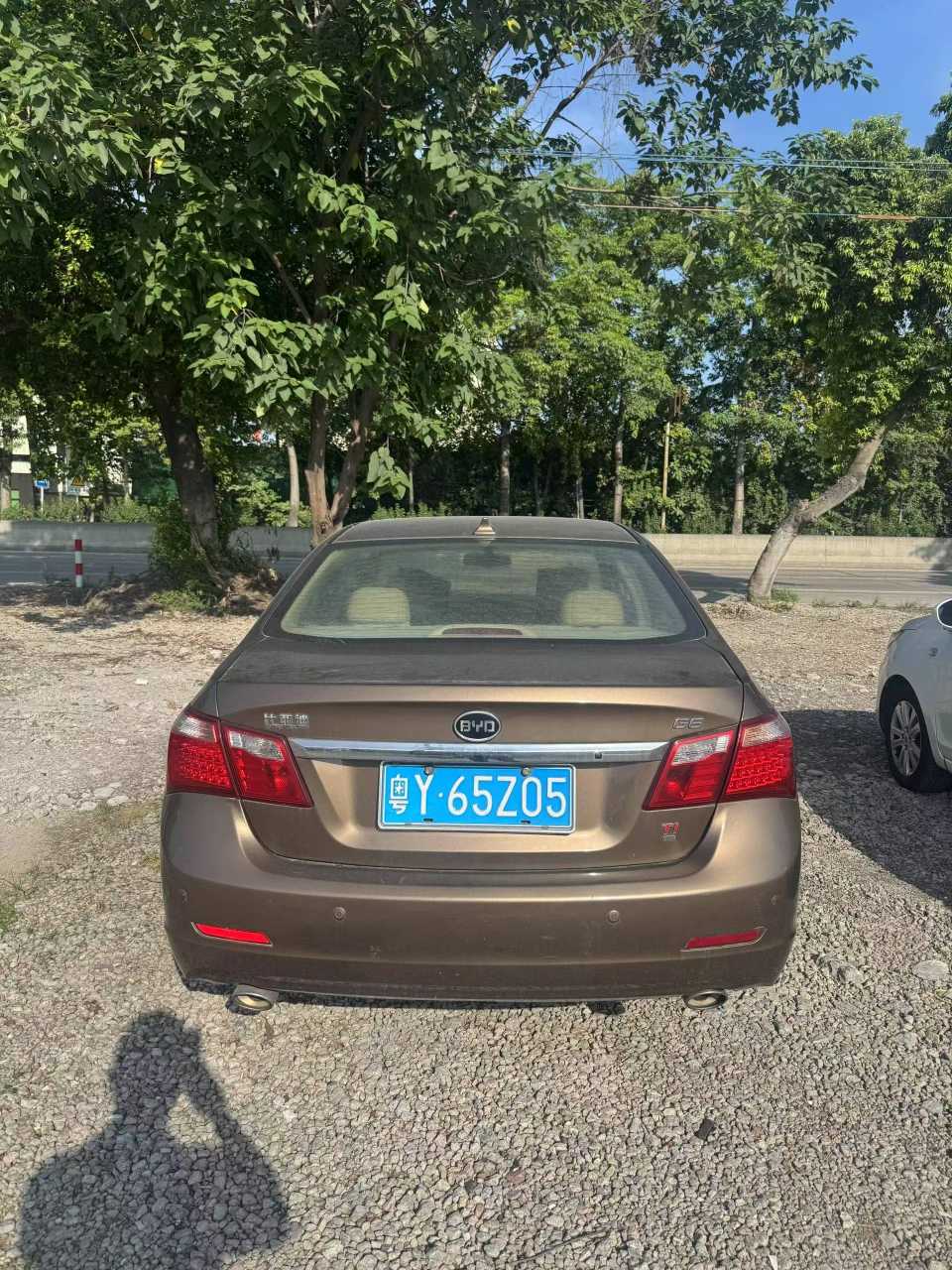 BYD G6 2015 immagine di auto #10