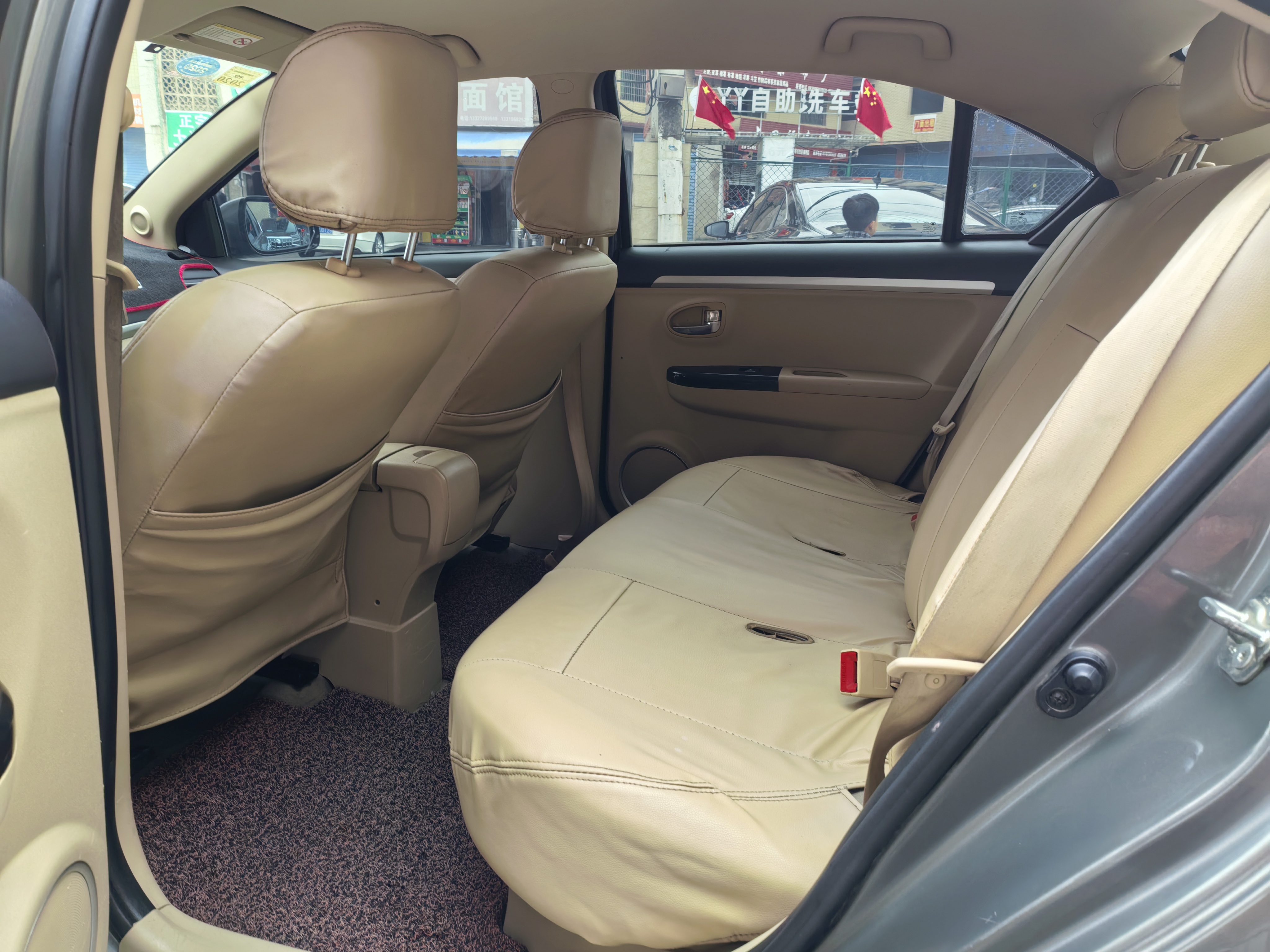 Great Wall C30 2014 car image #10