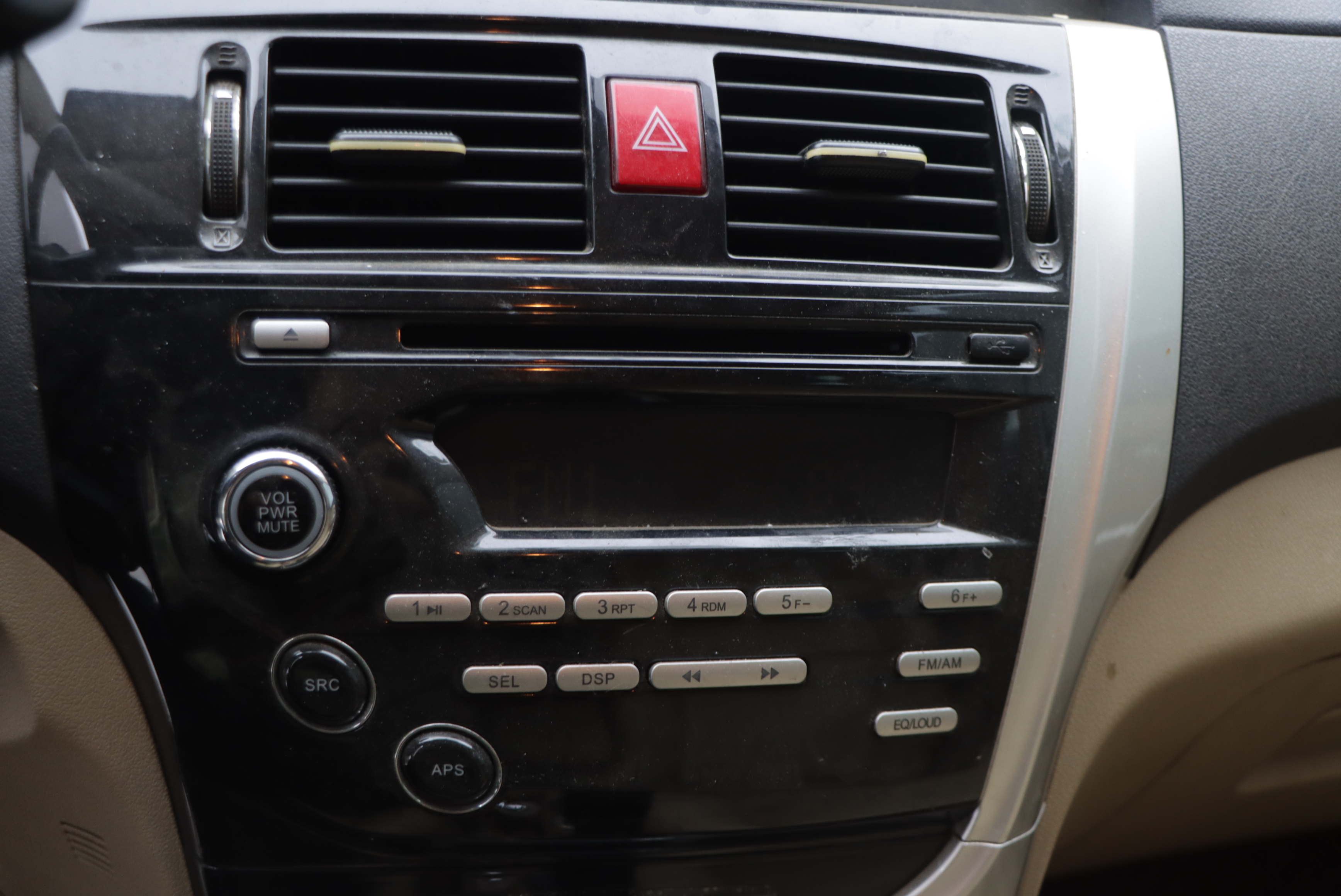 Great Wall C30 2013 car image #10