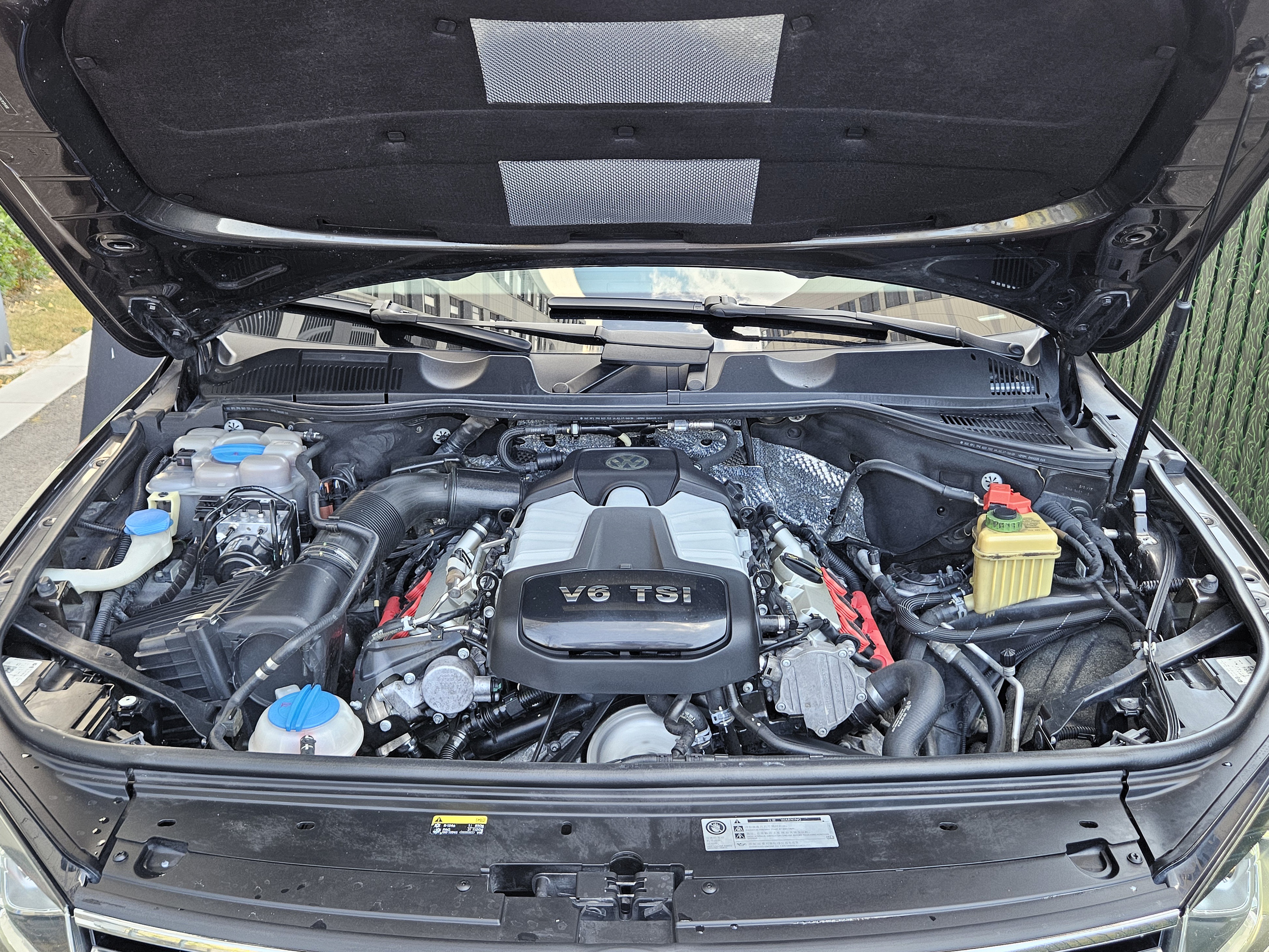 Volkswagen Touareg 2017 car image #10