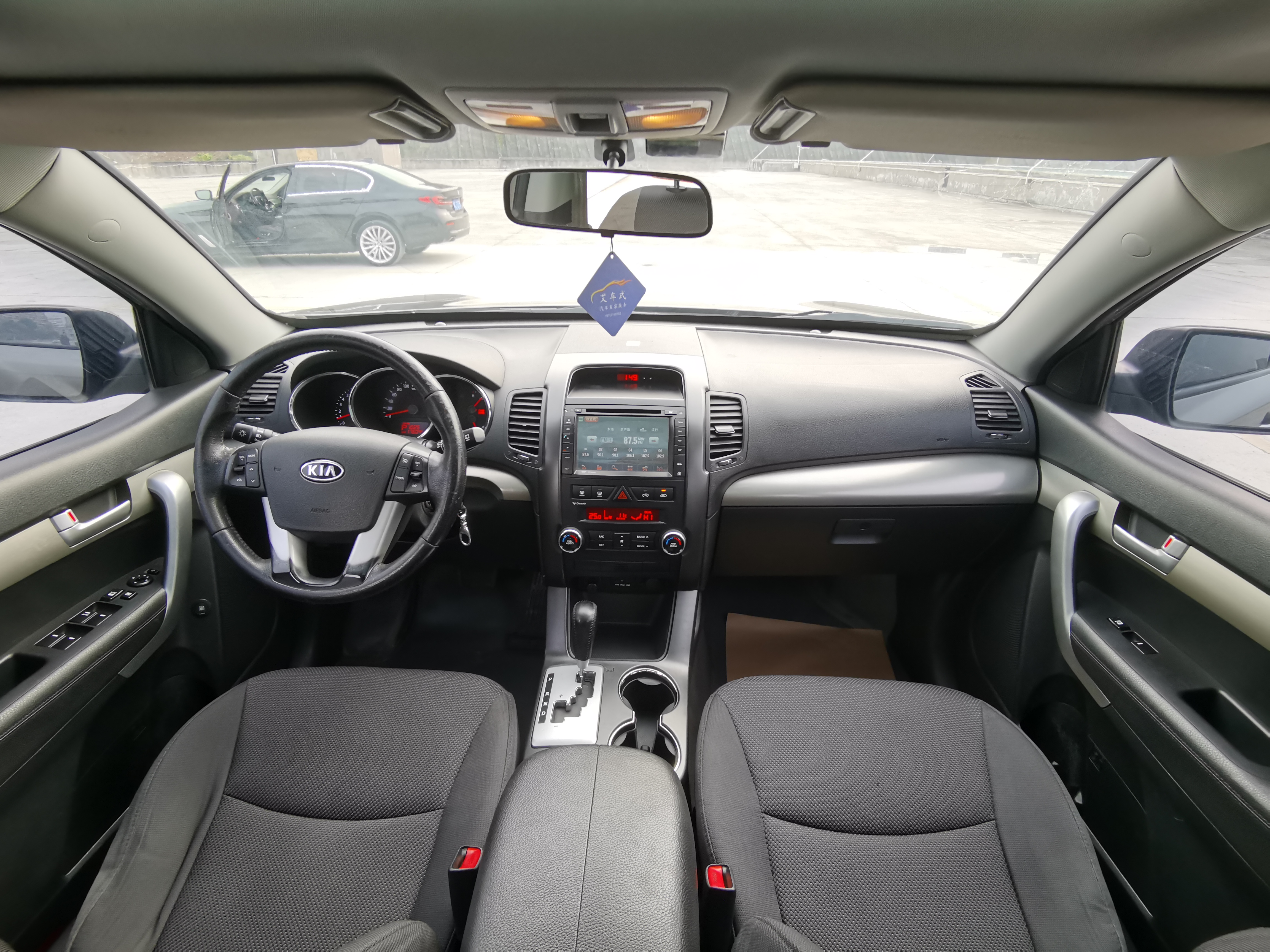 起亚 索兰托 2012 汽车图片 #10