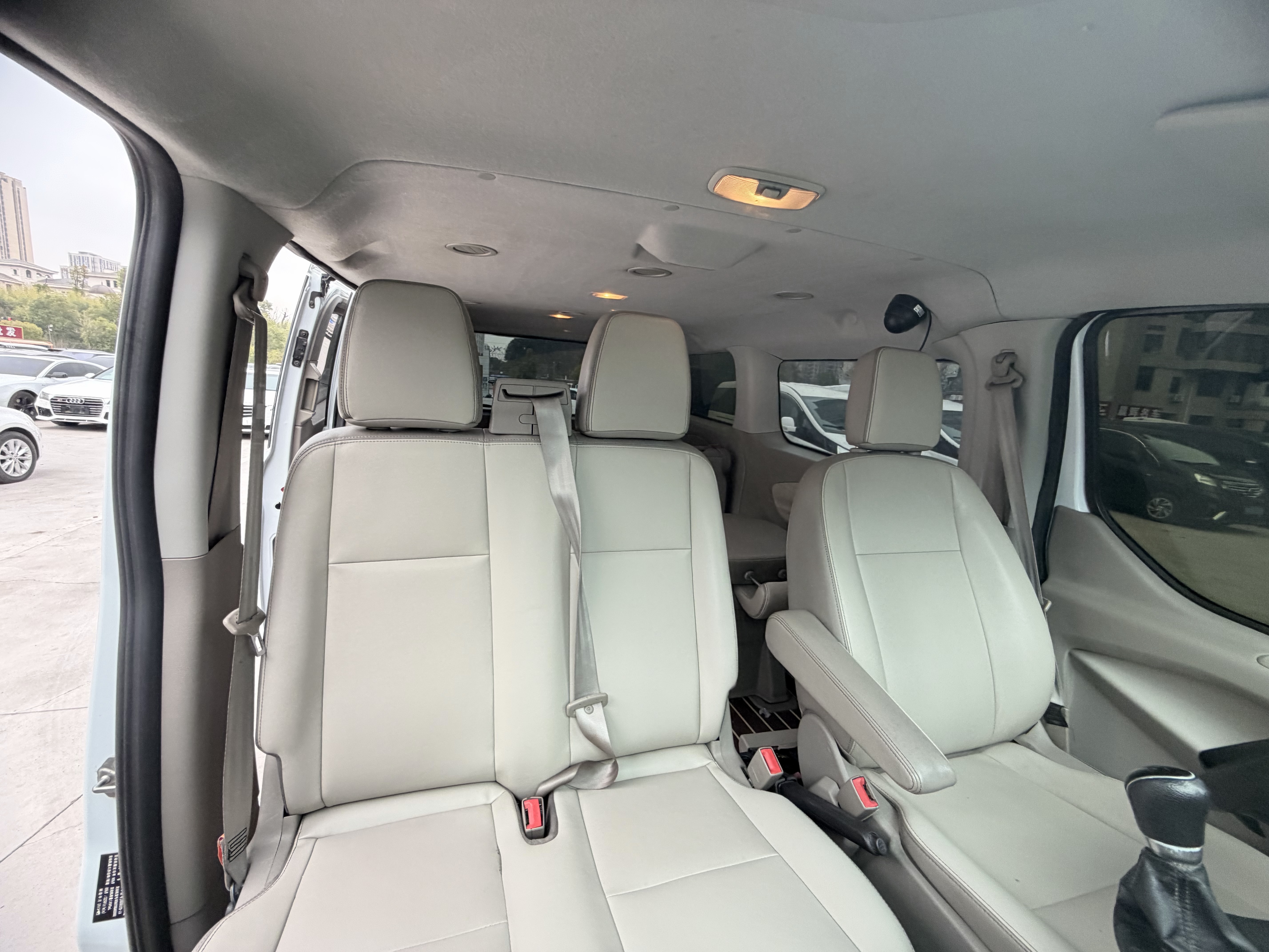 Ford Transit 2020 immagine di auto #10