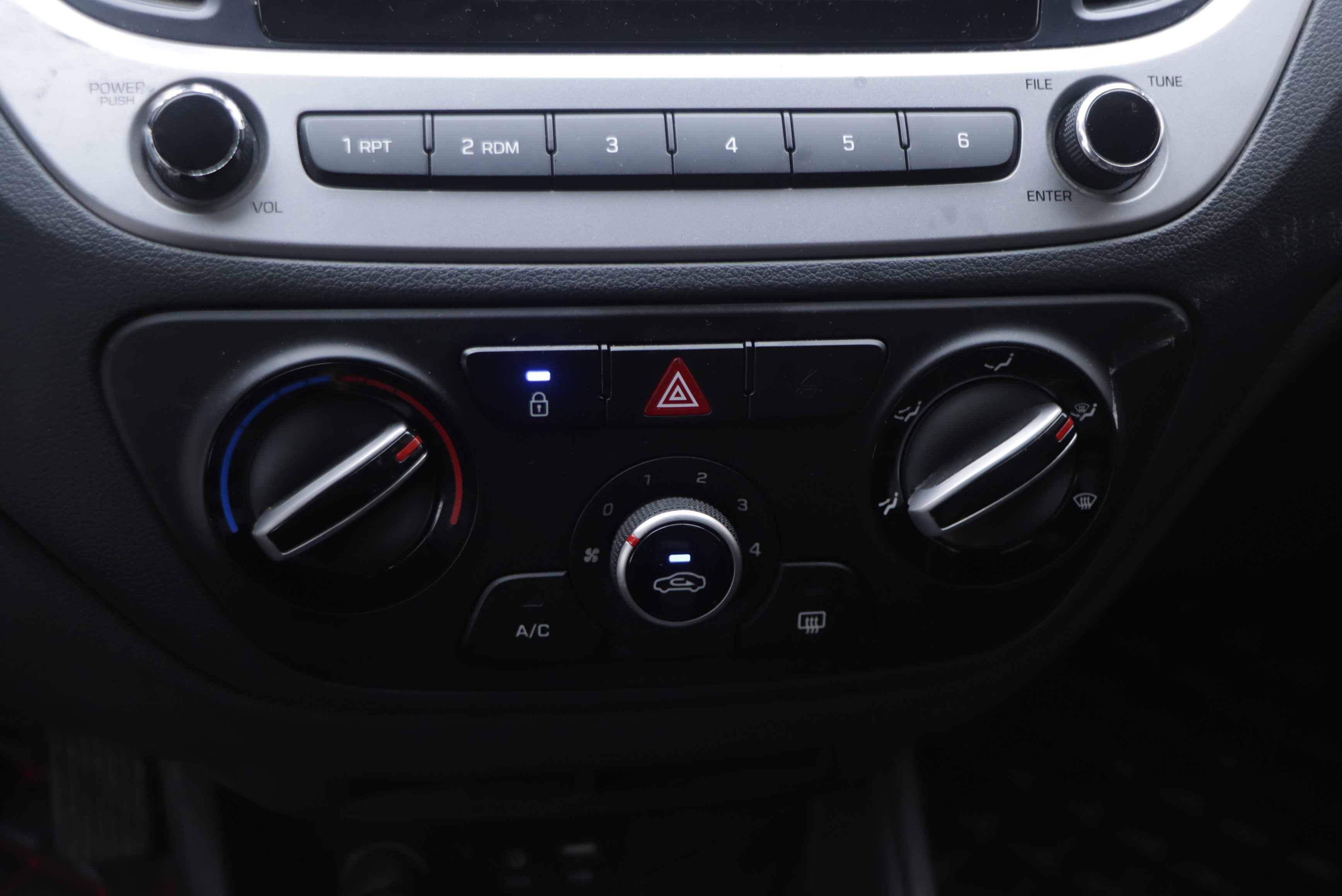 Hyundai Verna 2017 car image #10