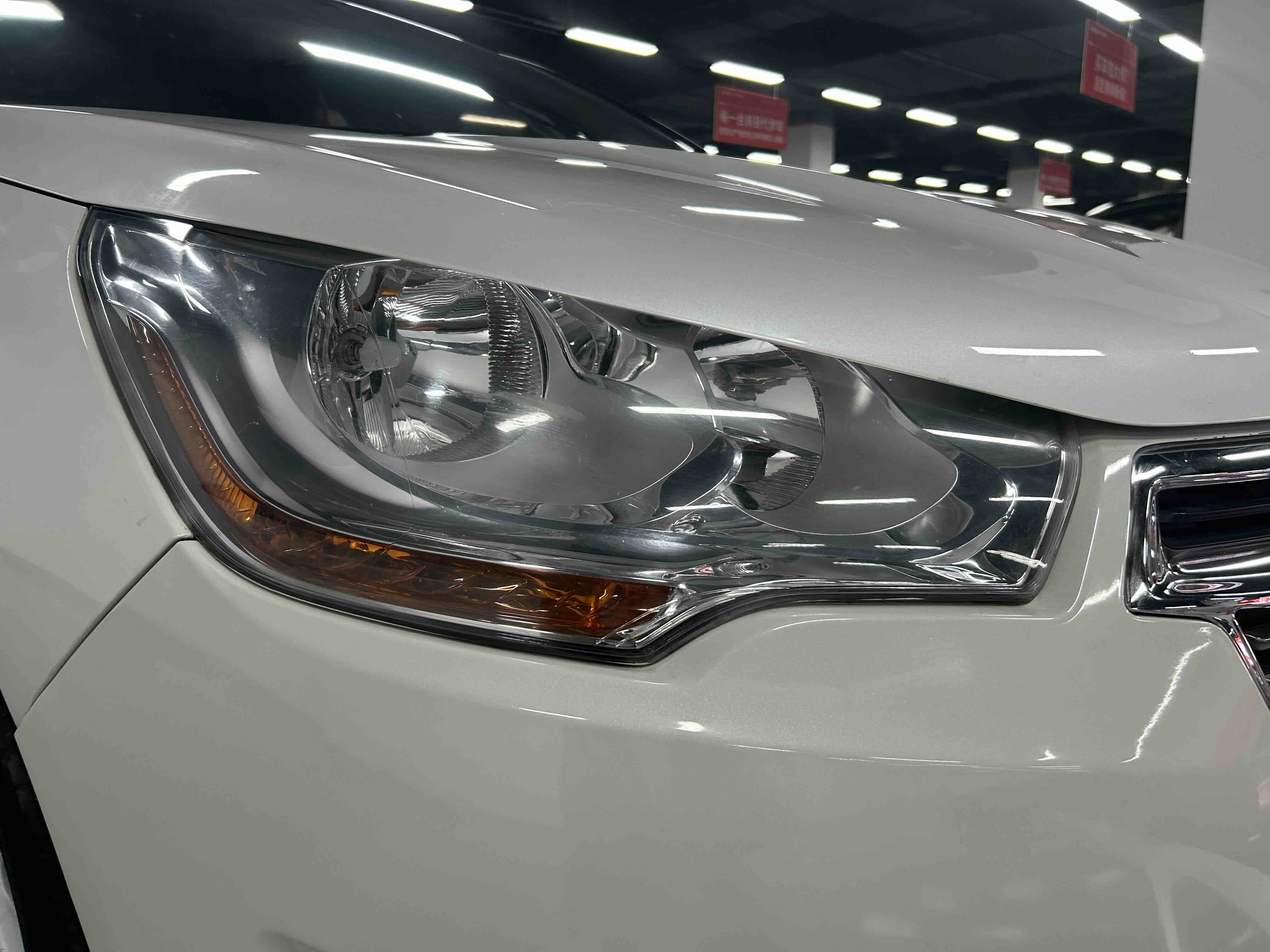 Citroen C4L 2013 #10 Citroen C4L 2013 car image #10