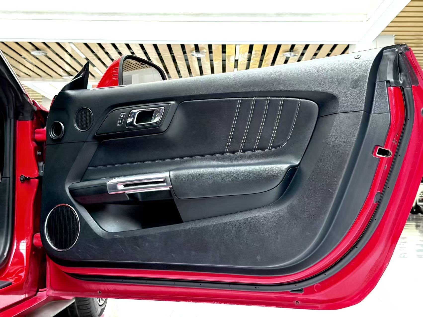 Ford Mustang 2017 car image #10