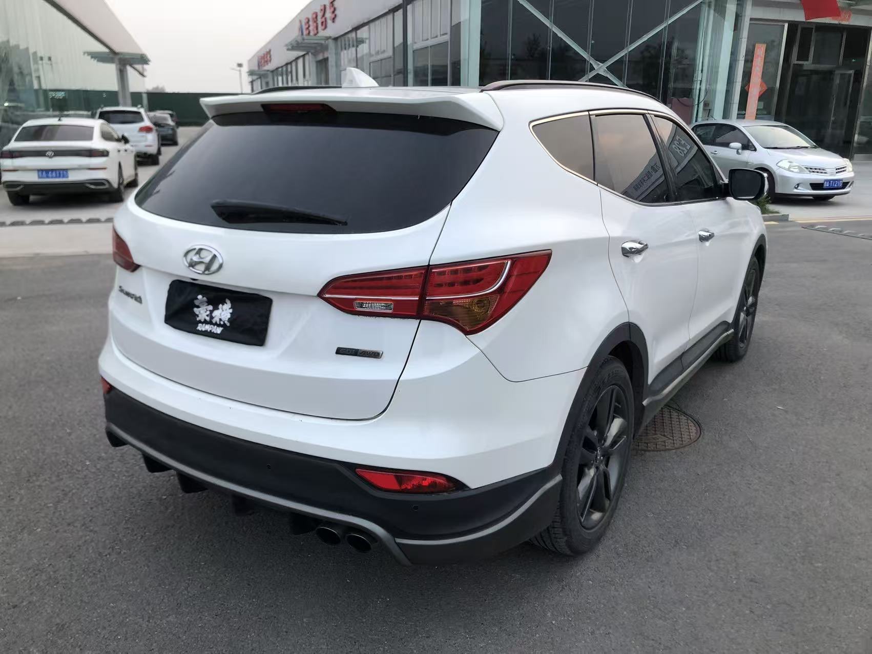 Hyundai Santa Fe (Imported) 2013 car image #10