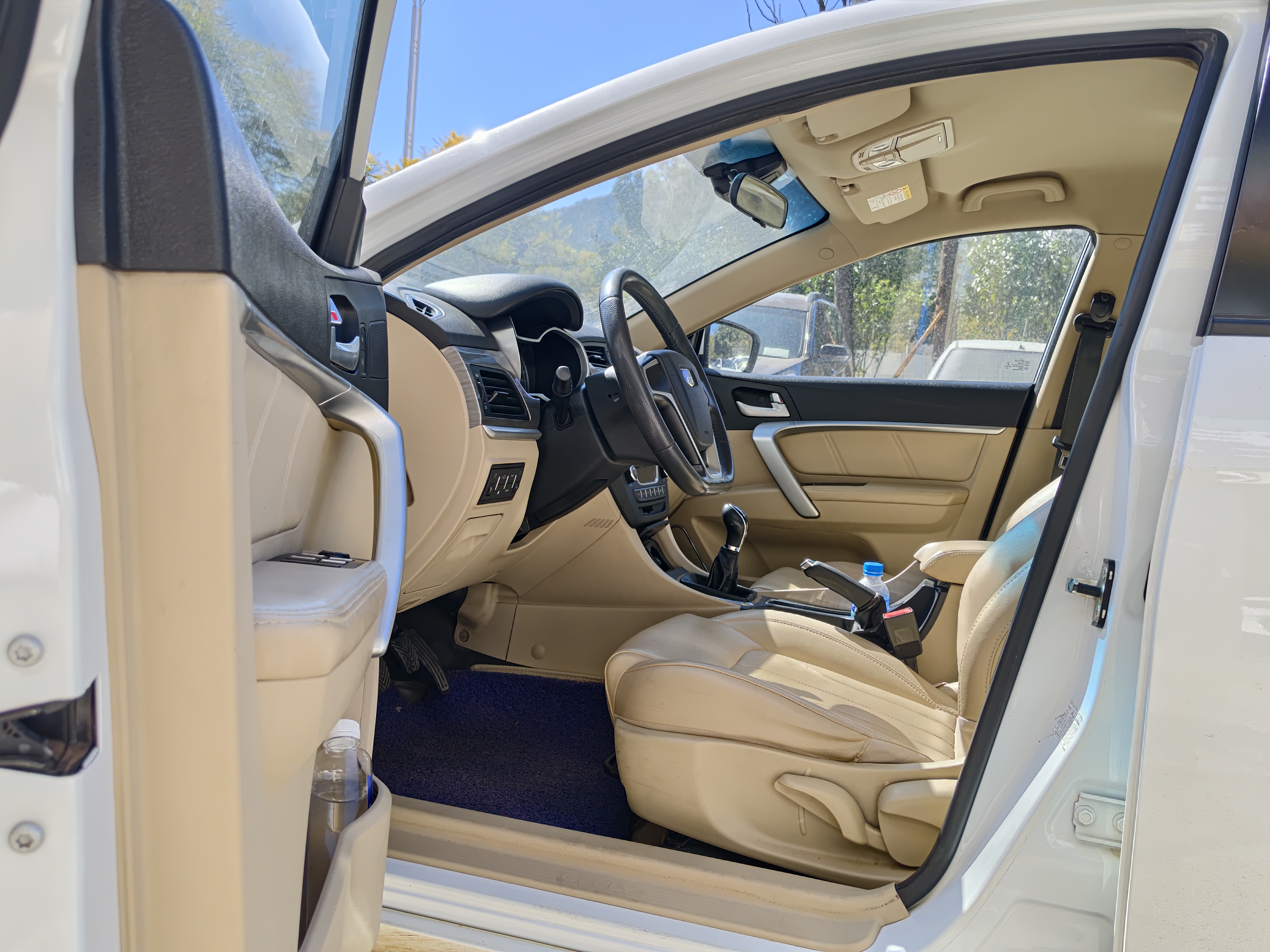 GEELY Emgrand 2017 car image #10