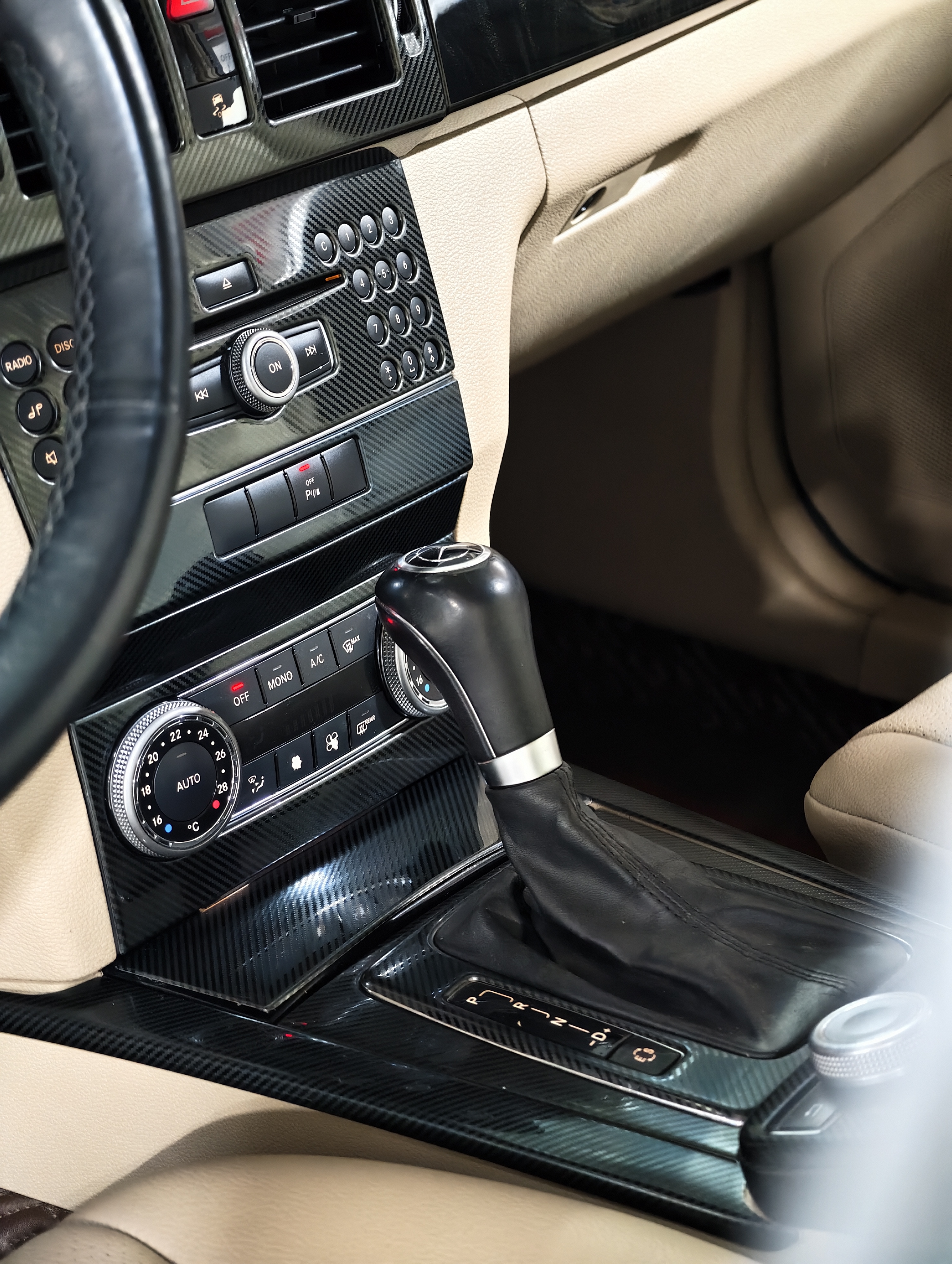 Mercedes-Benz GLK Class (Imported) 2011 immagine di auto #10