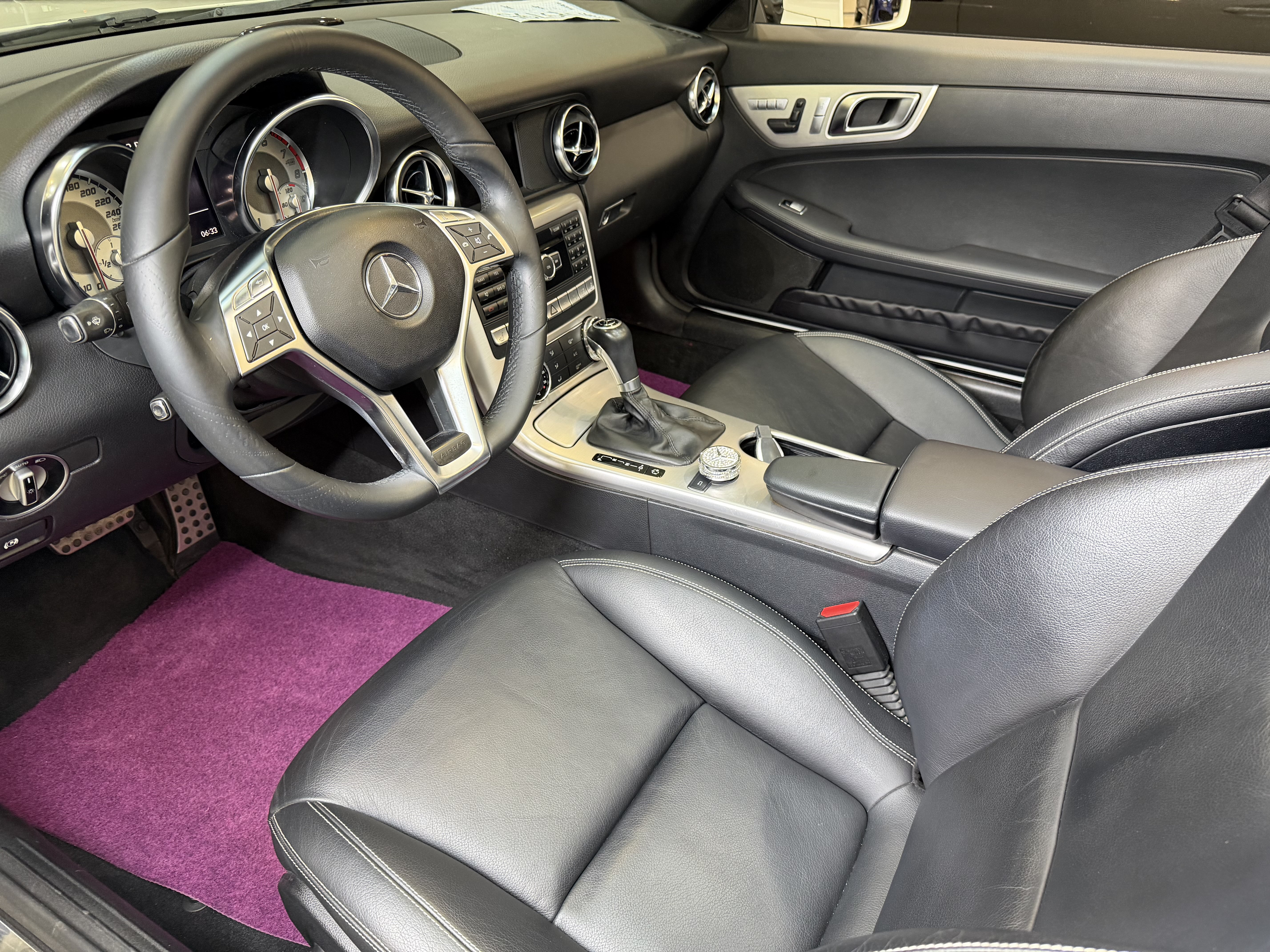 Mercedes-Benz SLK Class 2014 car image #10