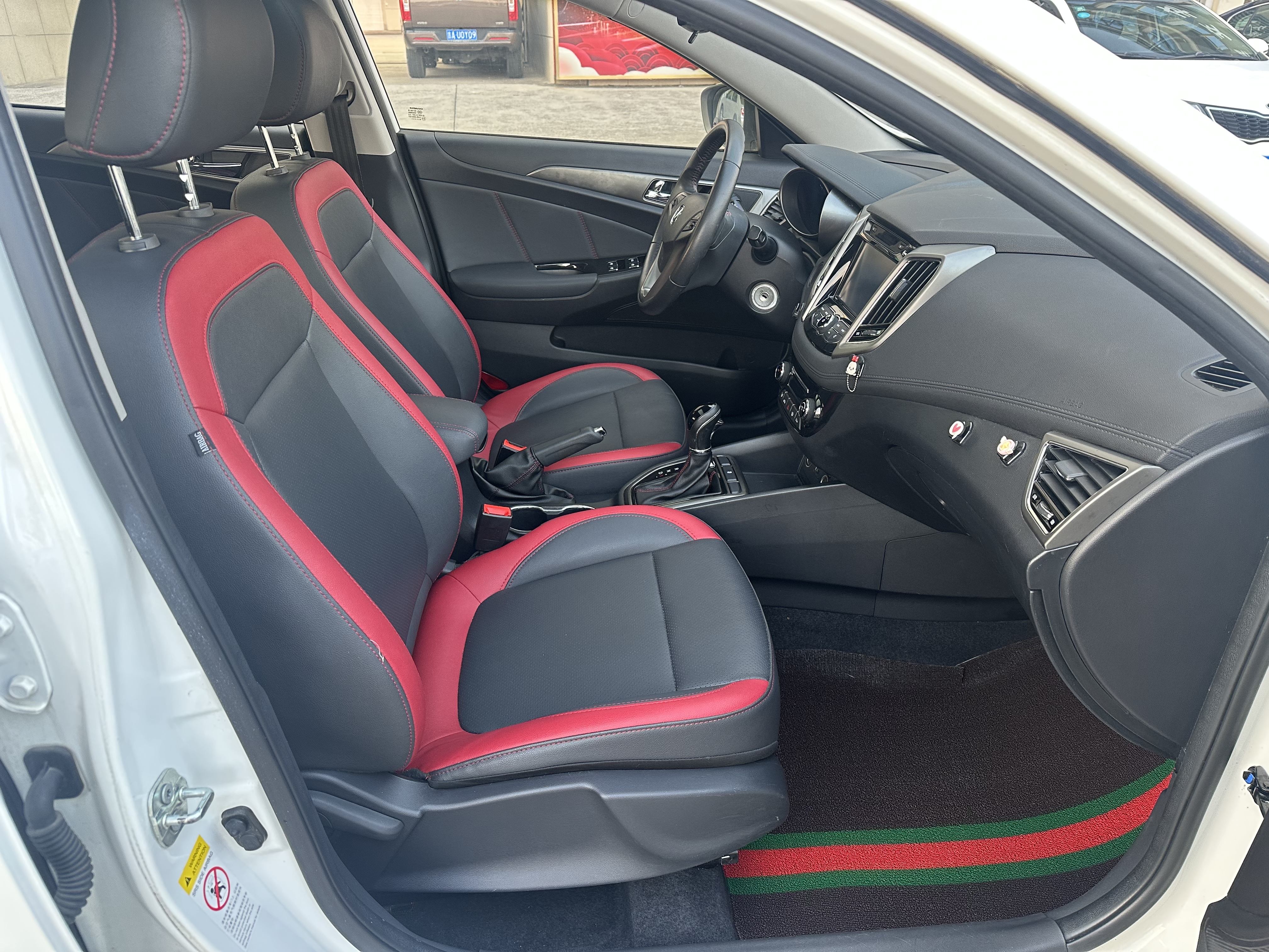 Changan Eado XT 2017 изображение автомобиля #10