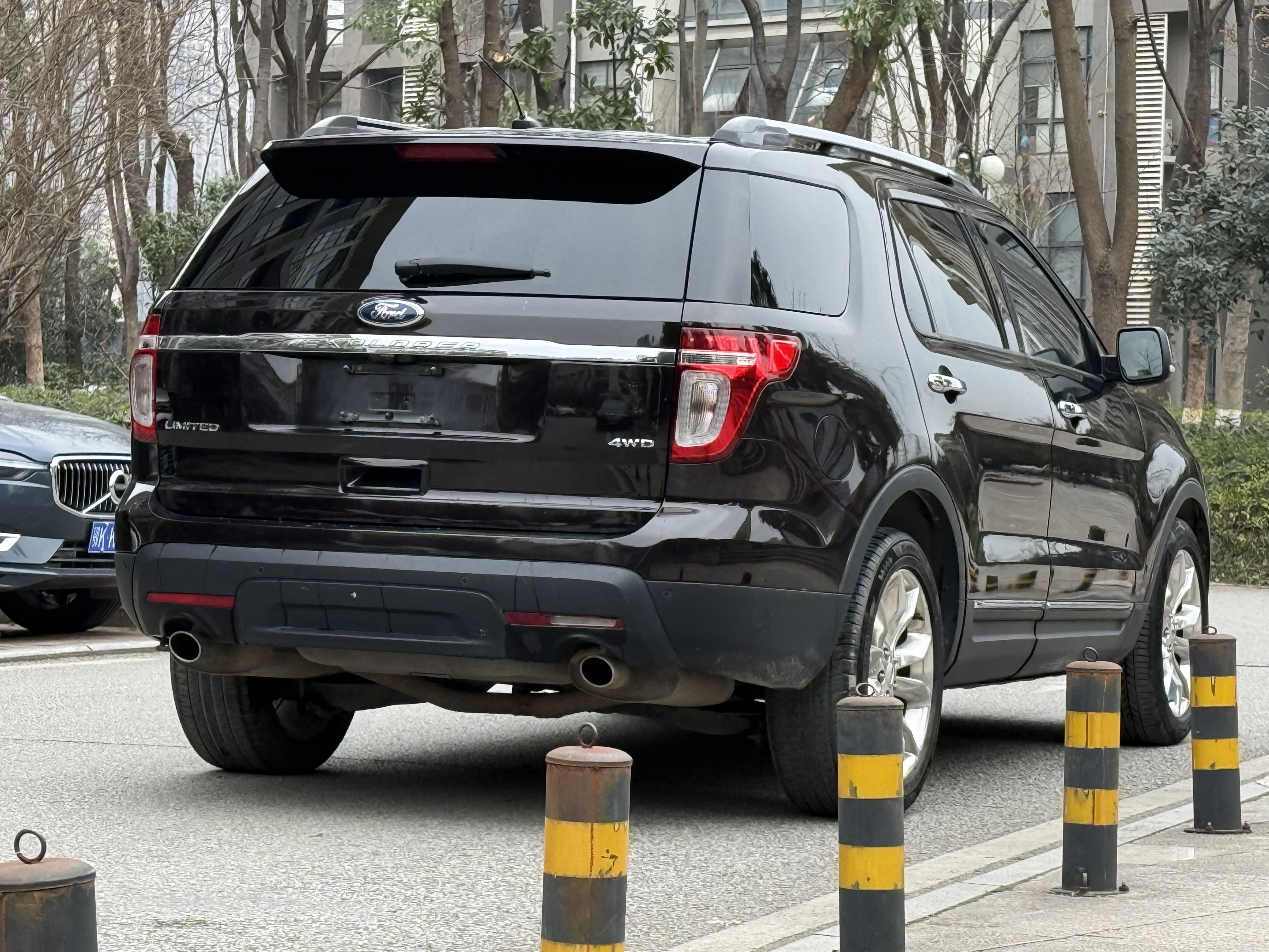 Ford Explorer (Imported) 2014 car image #10