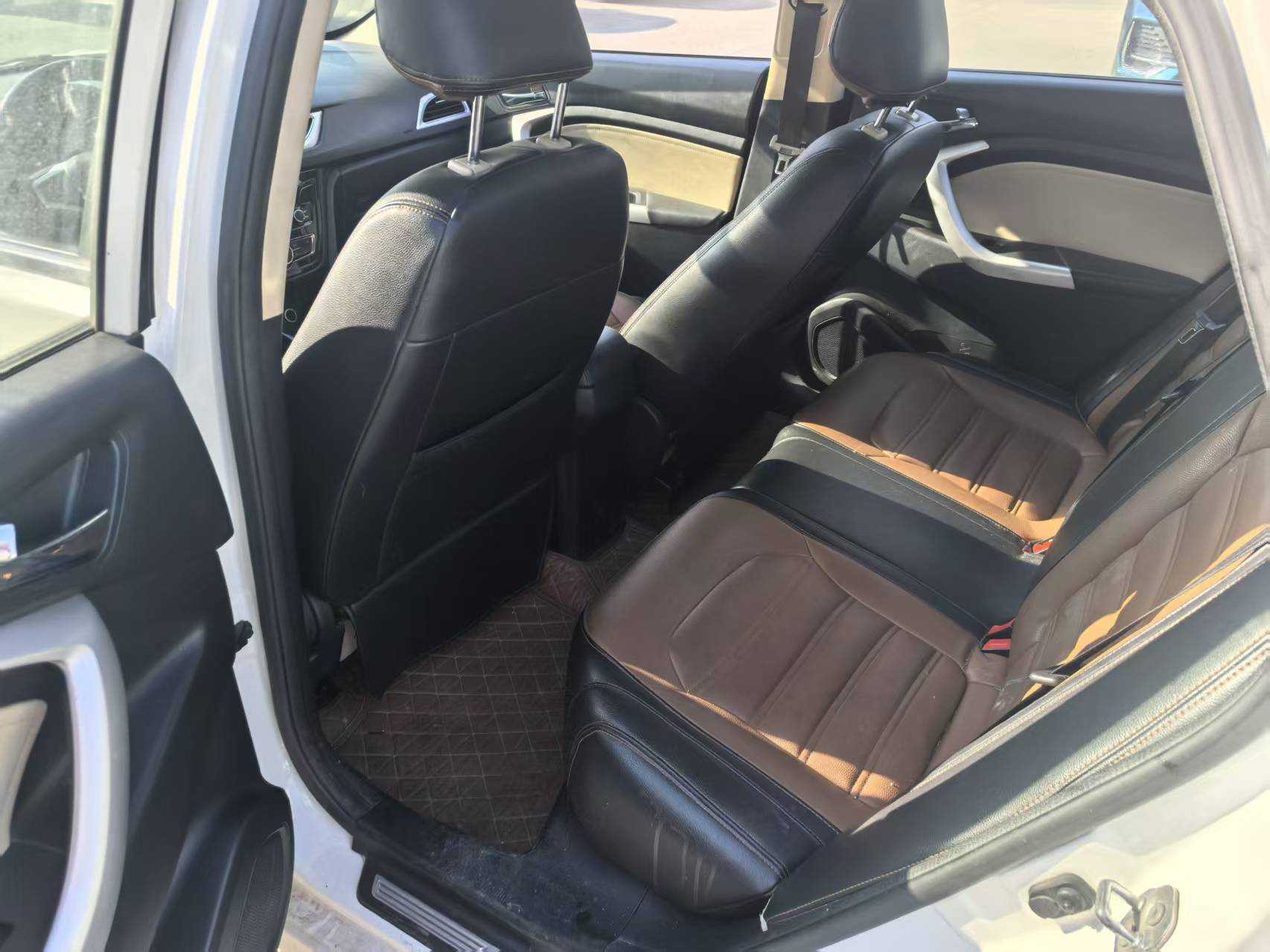 Changan Alsvin V7 2016 #10 Changan Alsvin V7 2016 car image #10