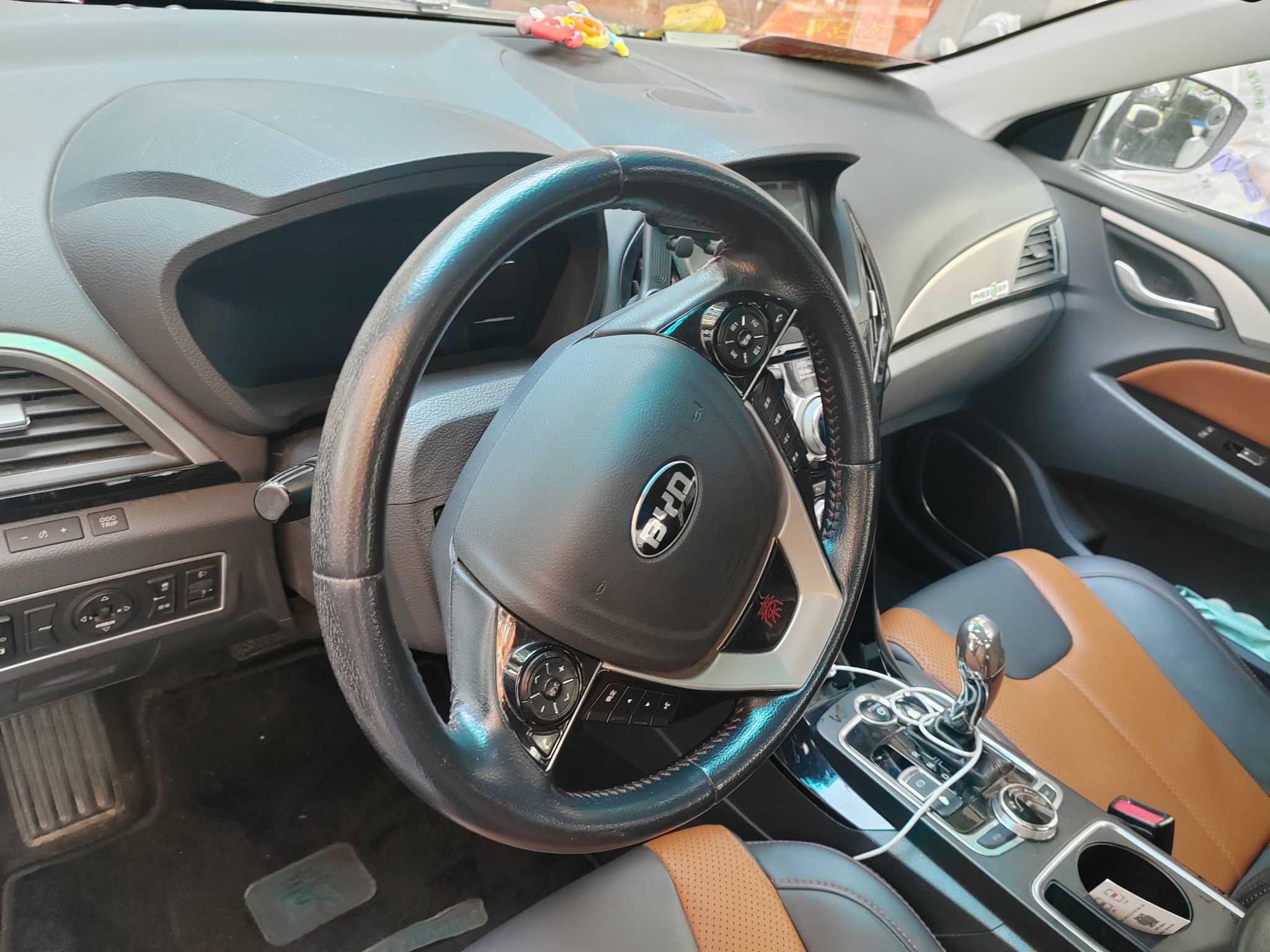 BYD Qin New Energy 2016 #10 BYD Qin New Energy 2016 car image #10