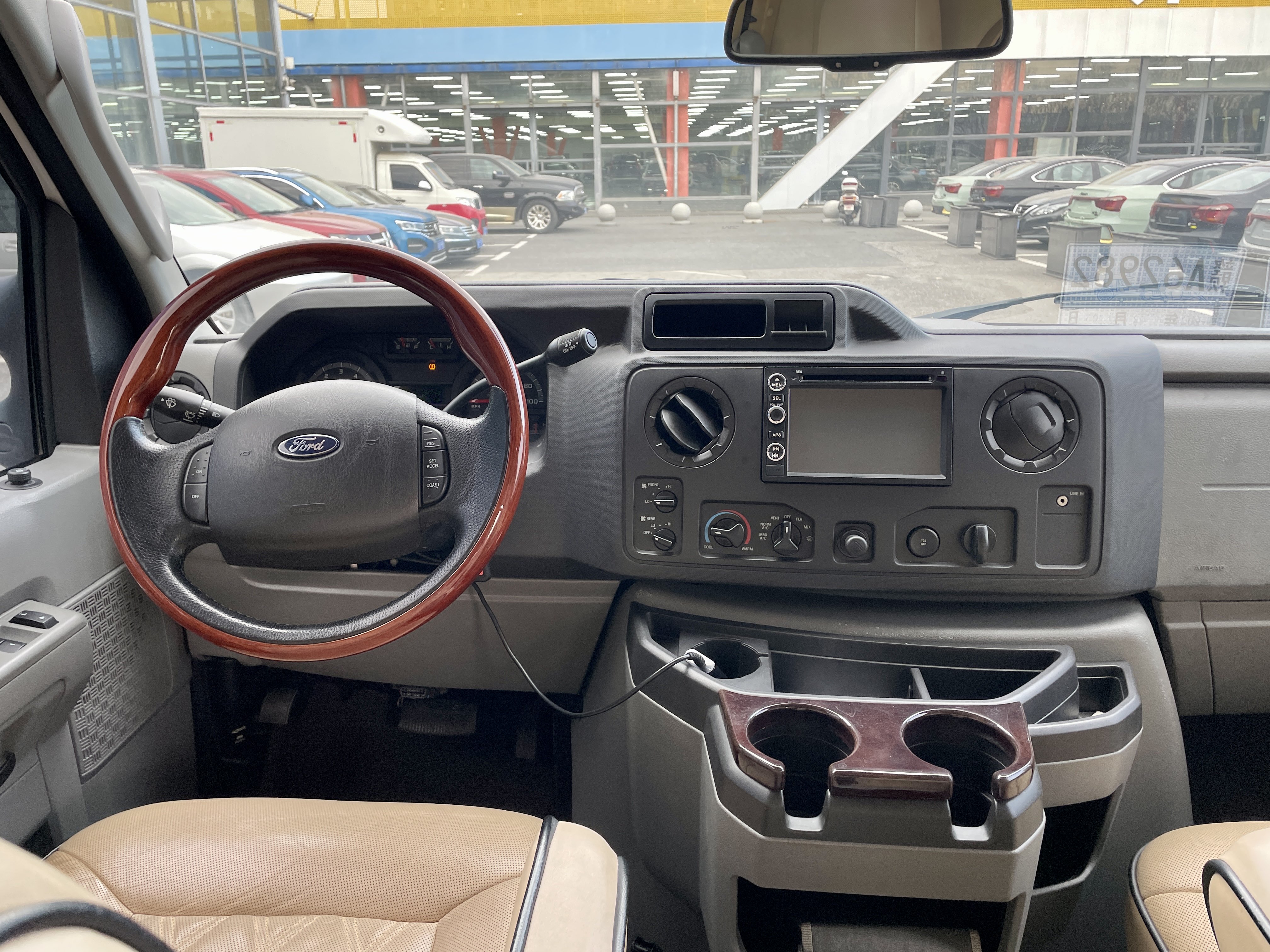 Ford E350 2013 #10 Ford E350 2013 image de voiture #10