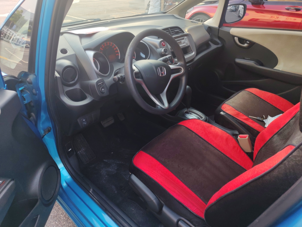 Honda Fit 2014 car image #10