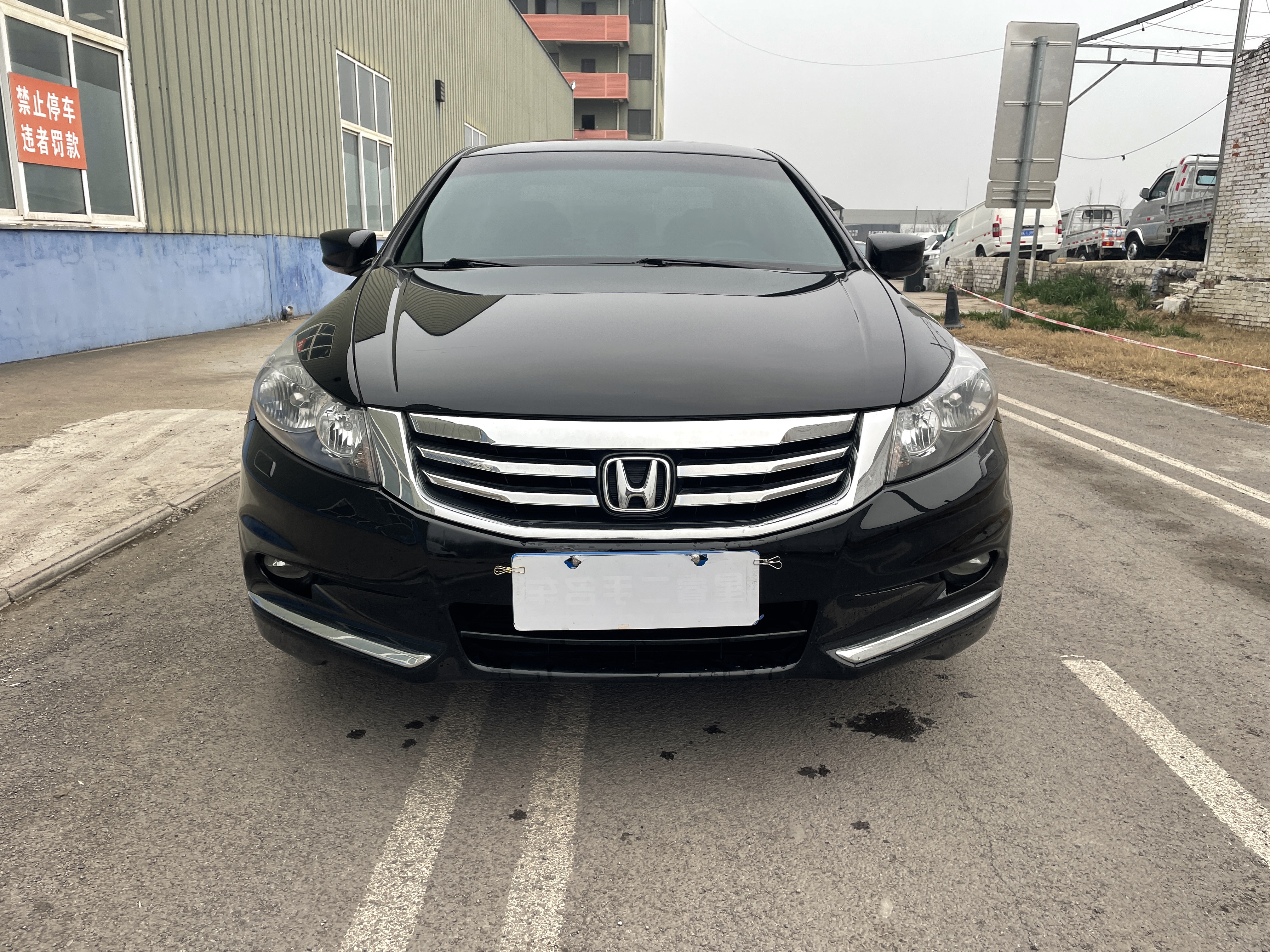 Honda Accord 2012 صورة سيارة #10