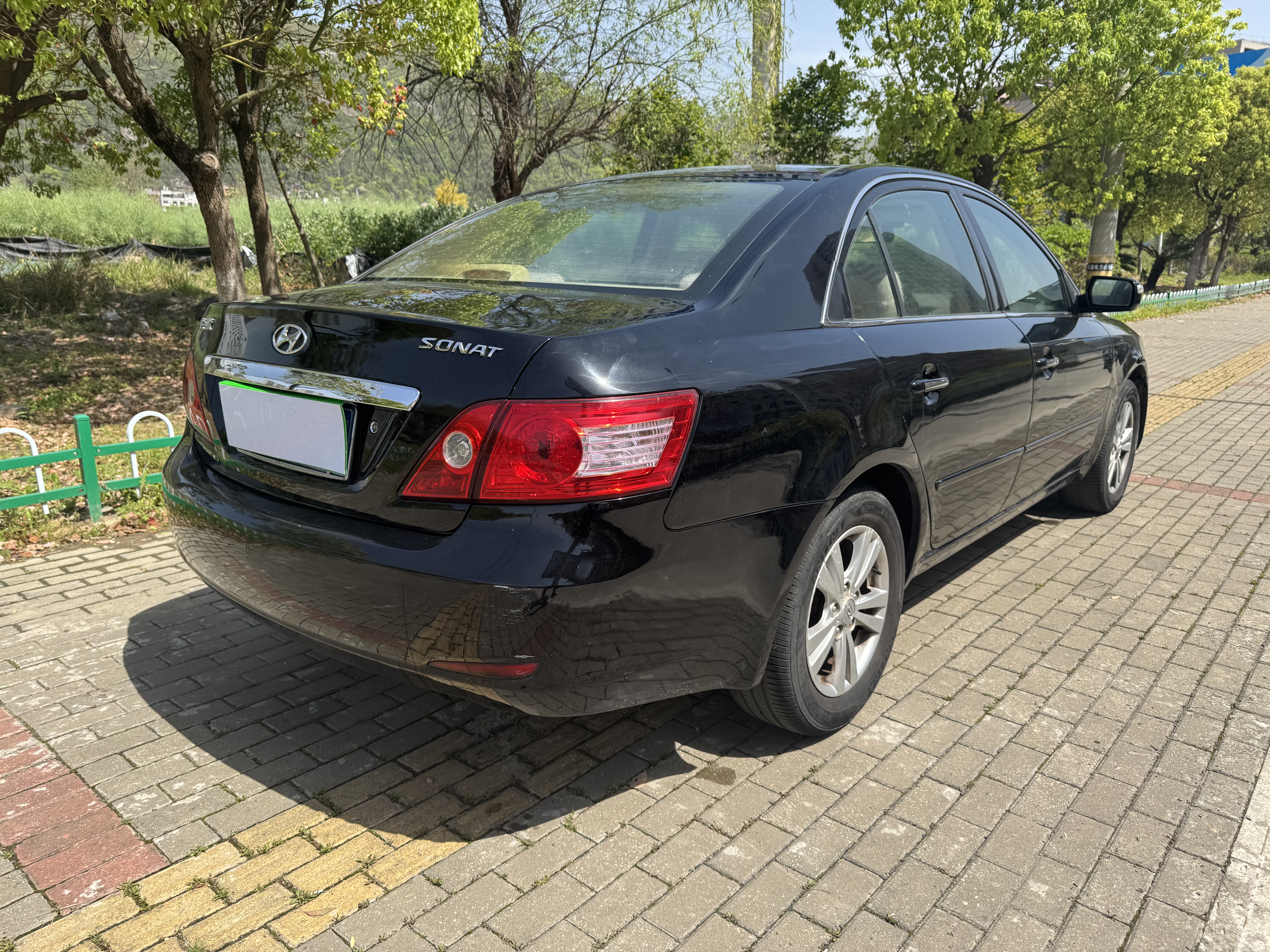 Hyundai Sonata NFC 2011 immagine di auto #10