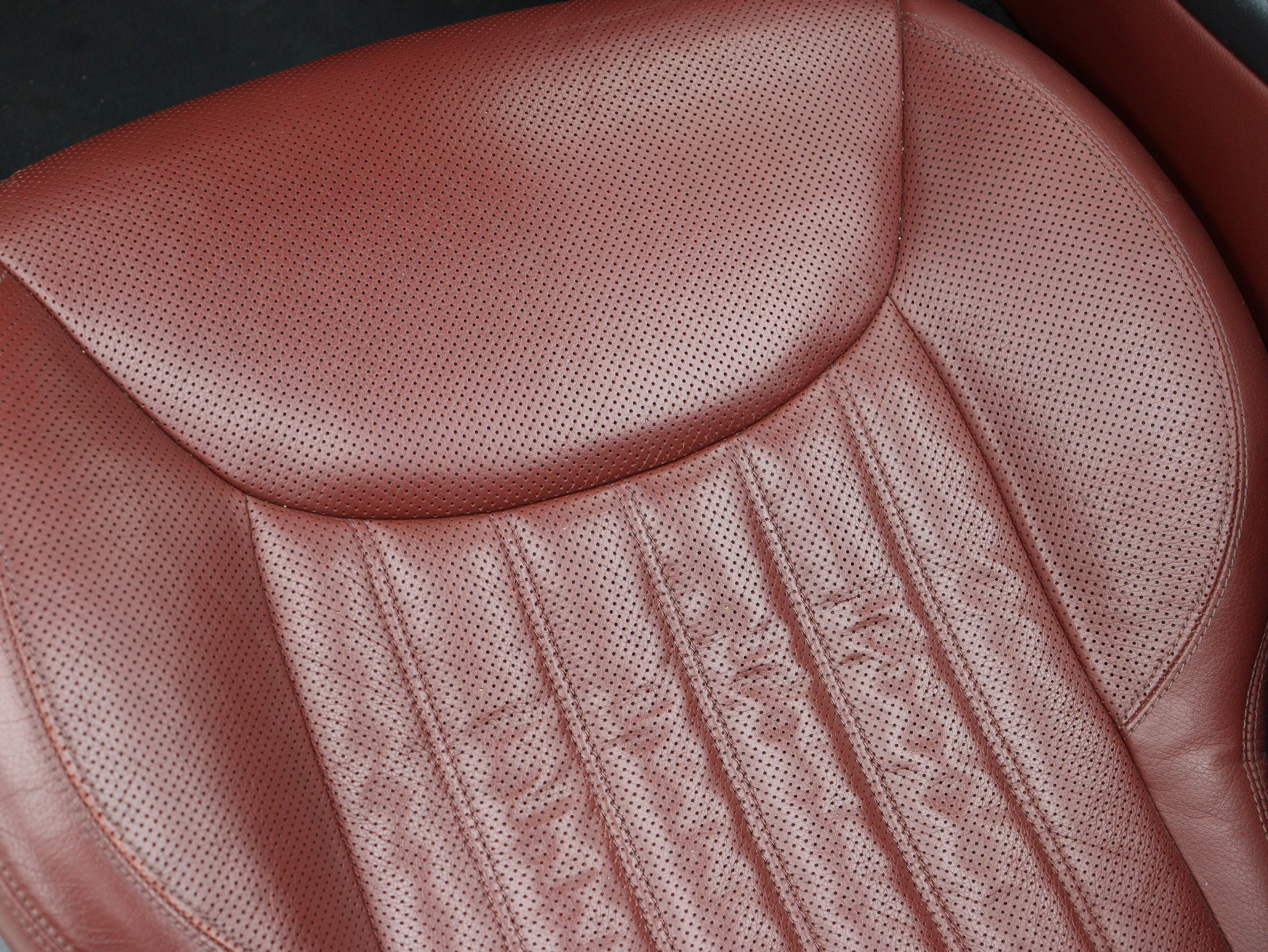 Mercedes-Benz SL Class 2010 car image #10