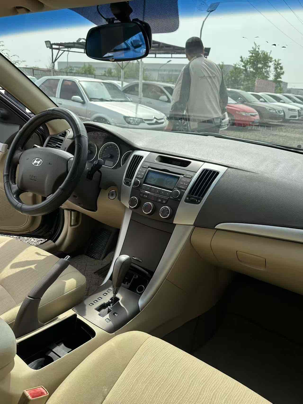 Hyundai Sonata NFC 2010 #10 Hyundai Sonata NFC 2010 car image #10