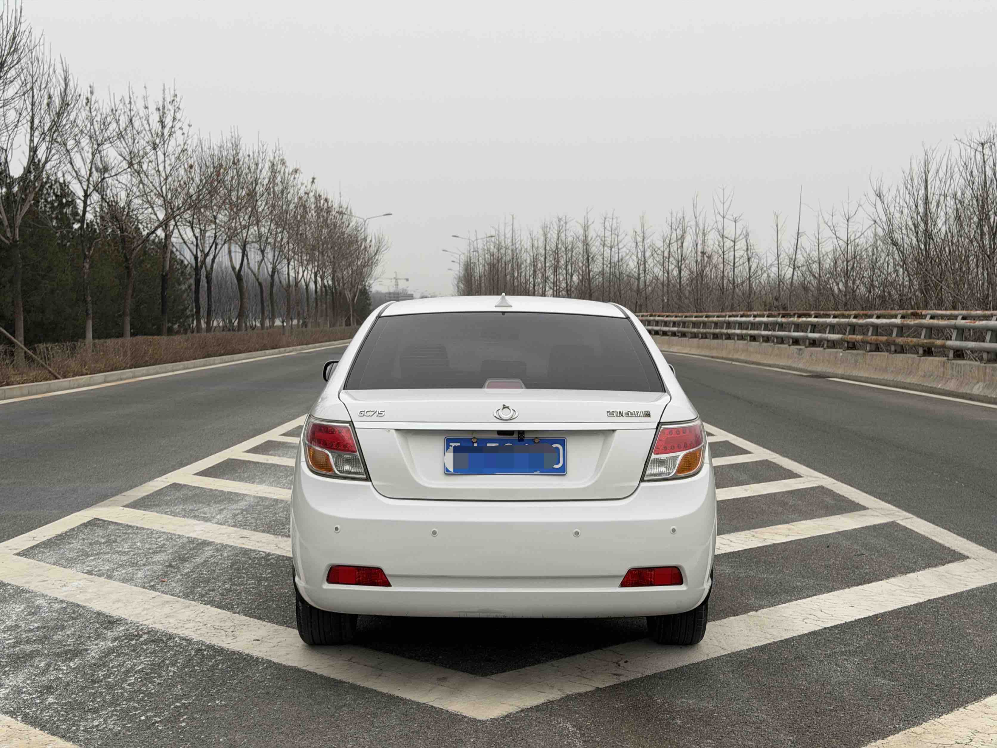 GEELY GC7 2014 #10 GEELY GC7 2014 car image #10