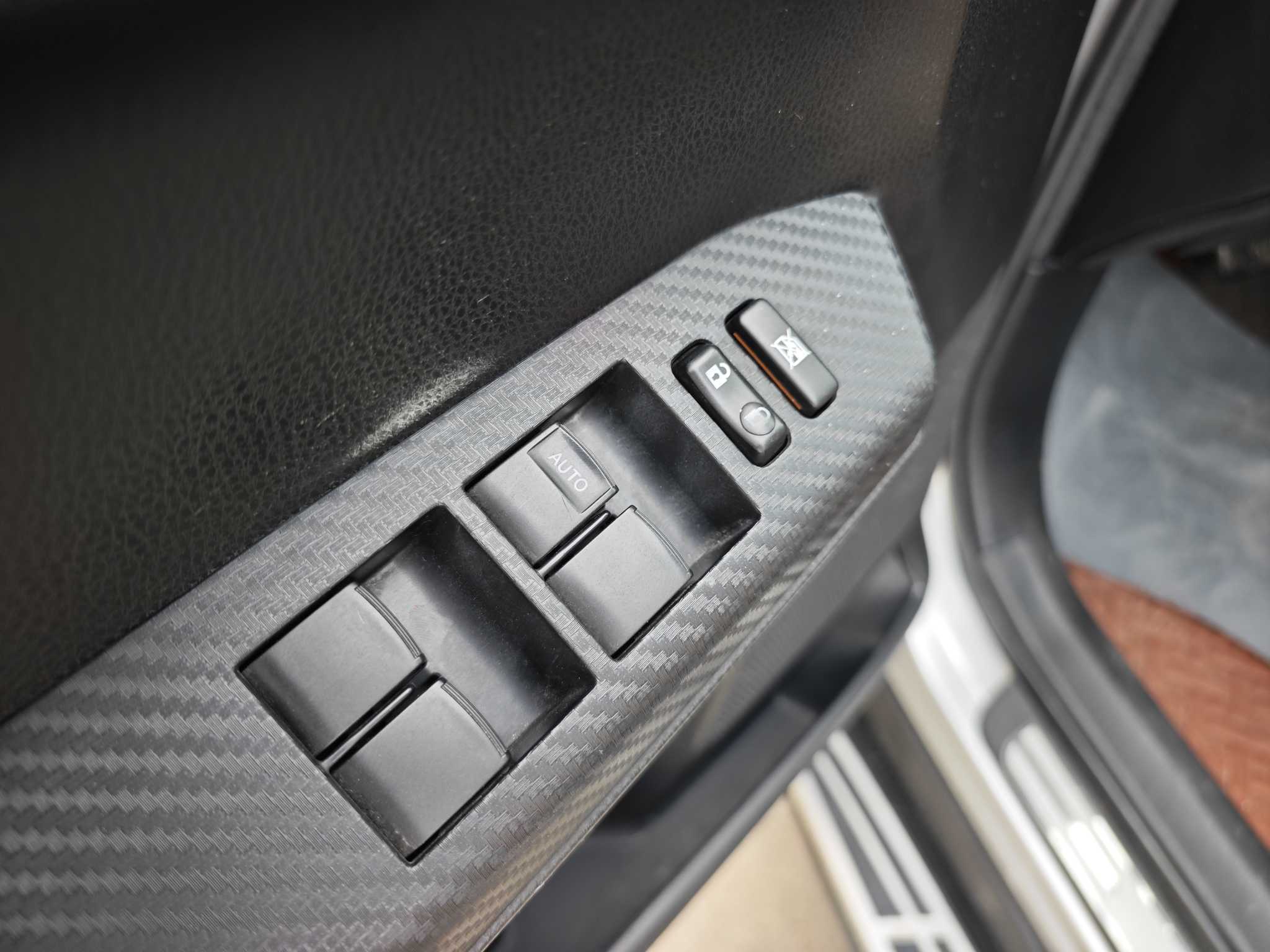 Toyota RAV4 2014 #10 Toyota RAV4 2014 car image #10