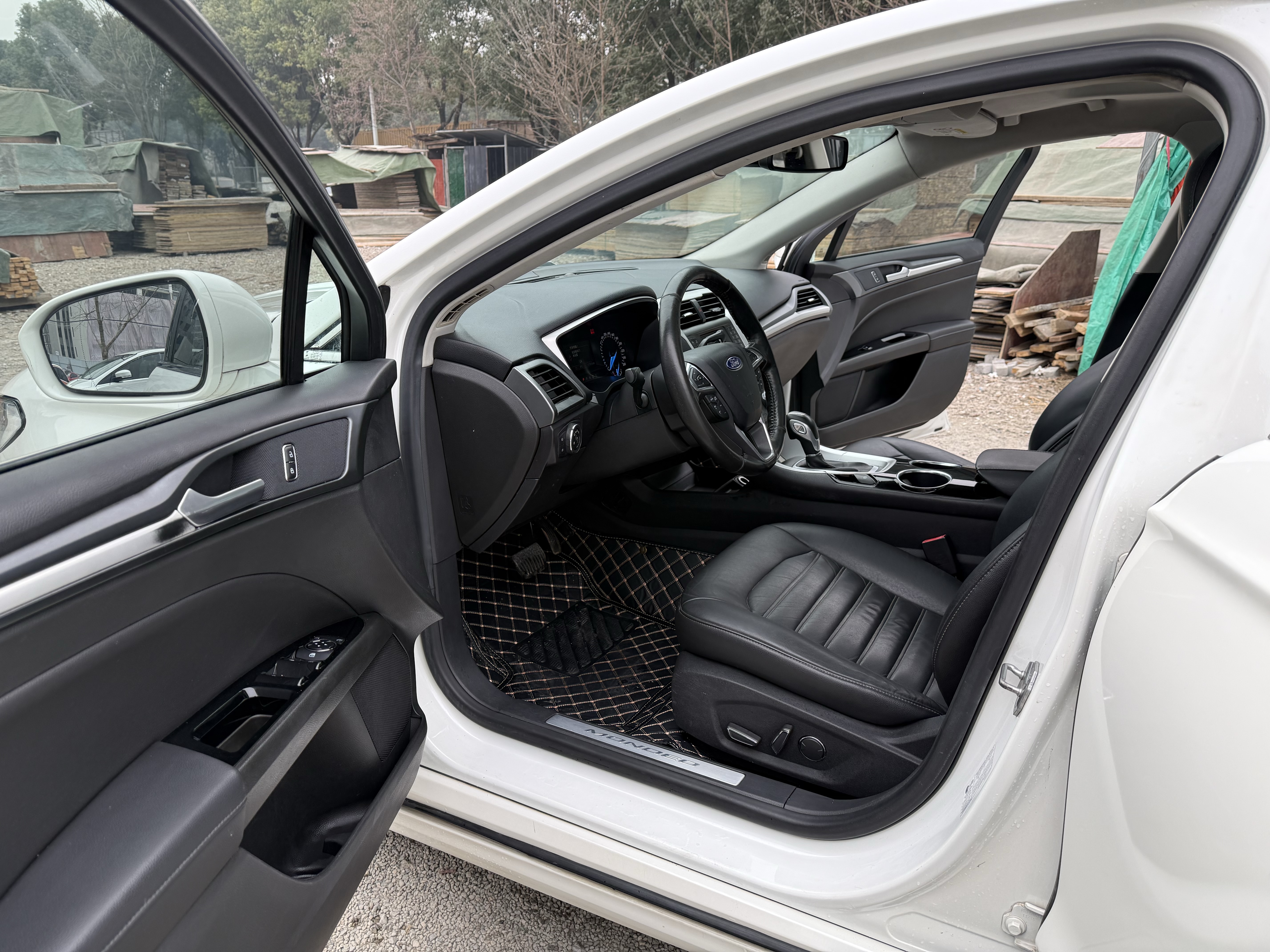 Ford Mondeo 2015 image de voiture #10