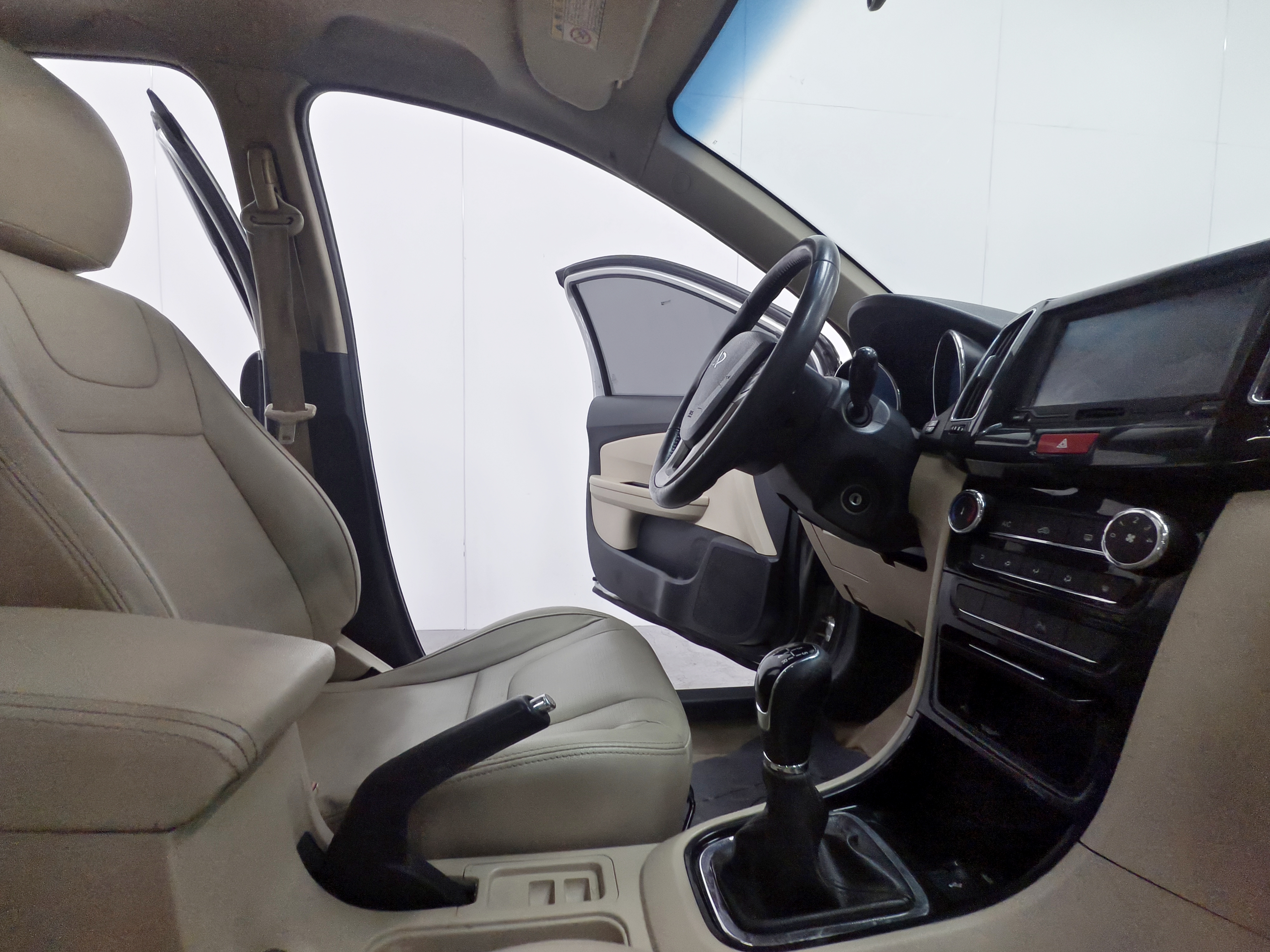 Chery E3 2014 car image #10