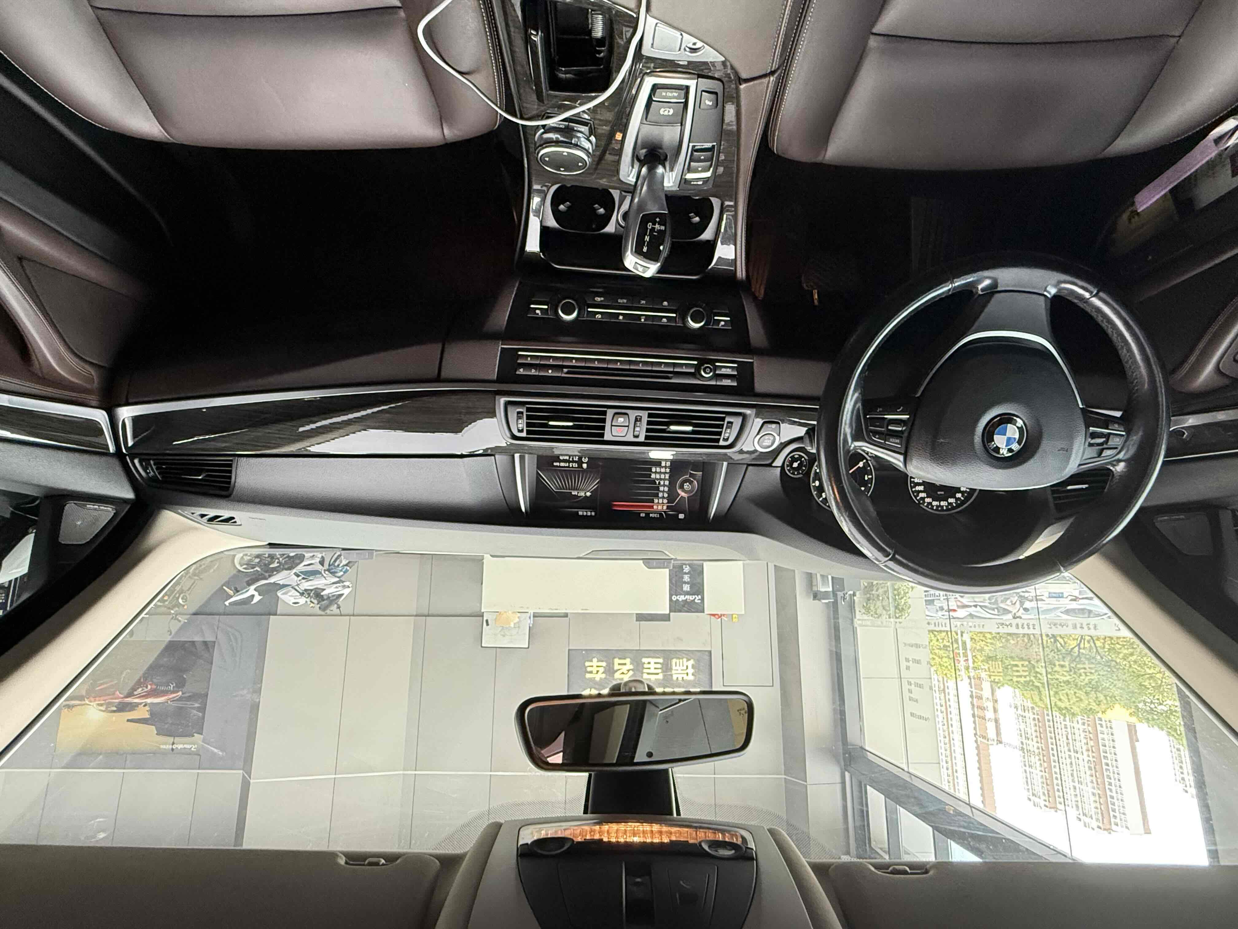 BMW 5 Series 2016 #10 BMW 5 Series 2016 car image #10