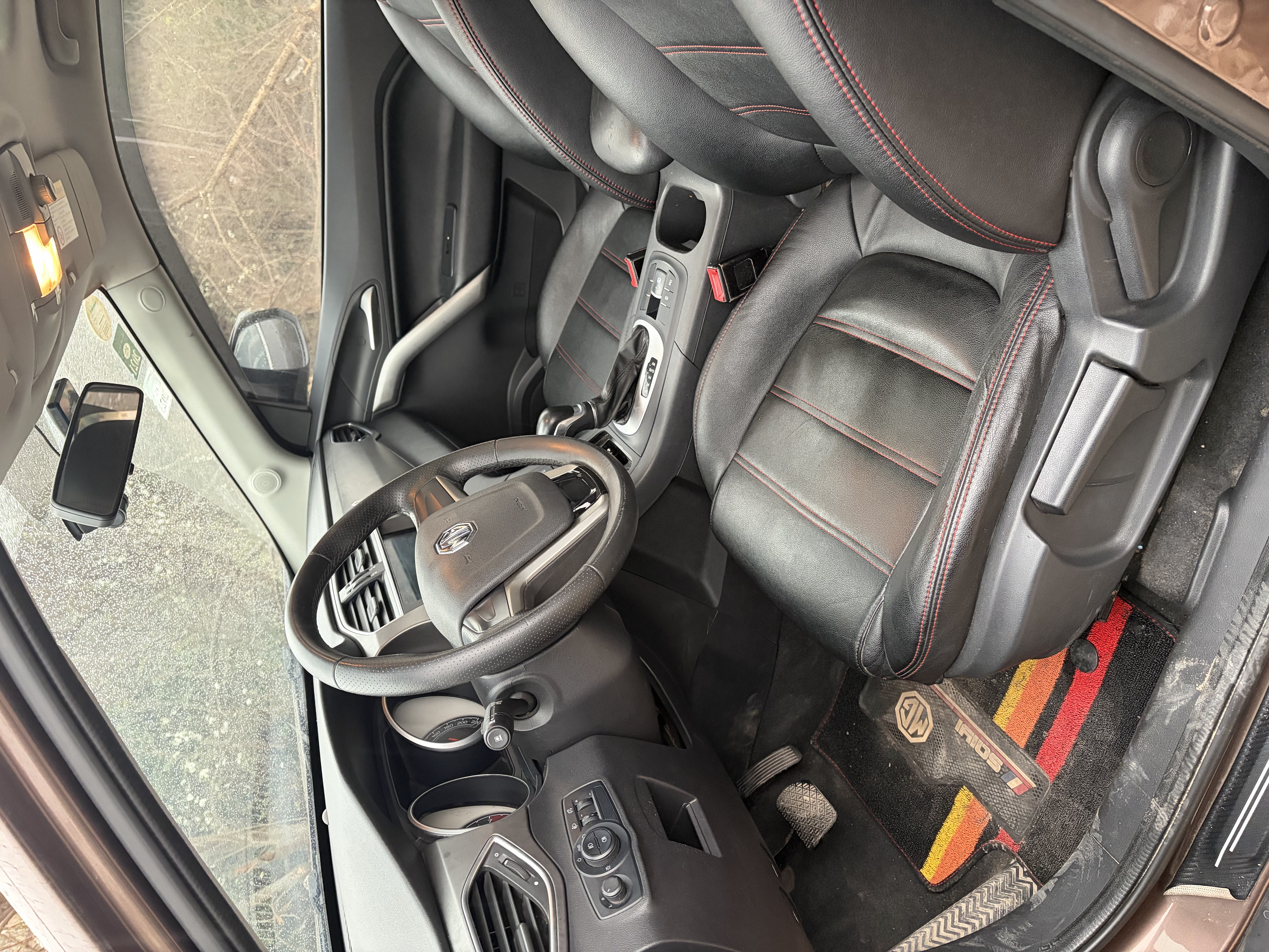 MG GS 2015 #10 MG GS 2015 car image #10