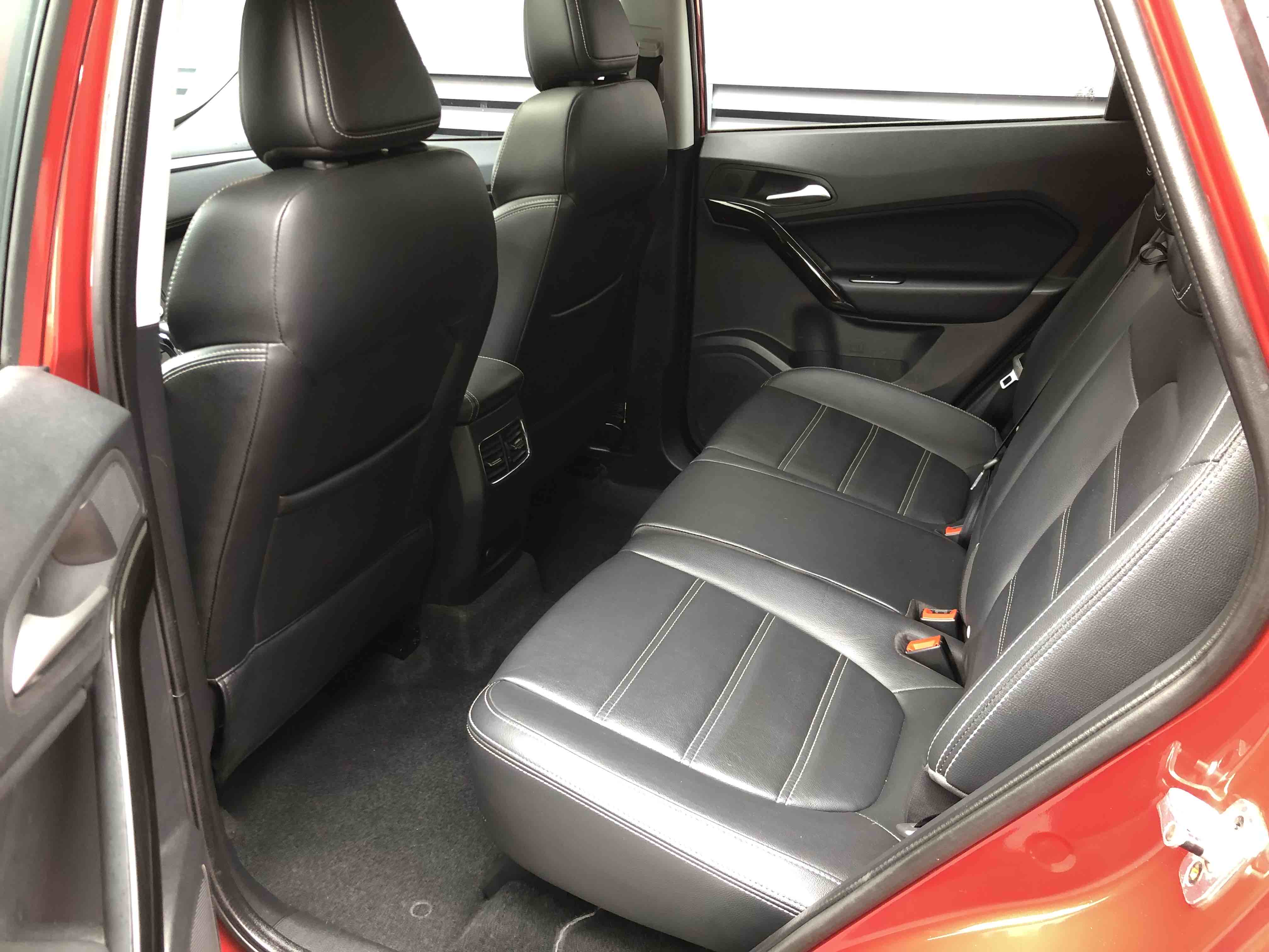 MG GS 2017 car image #10