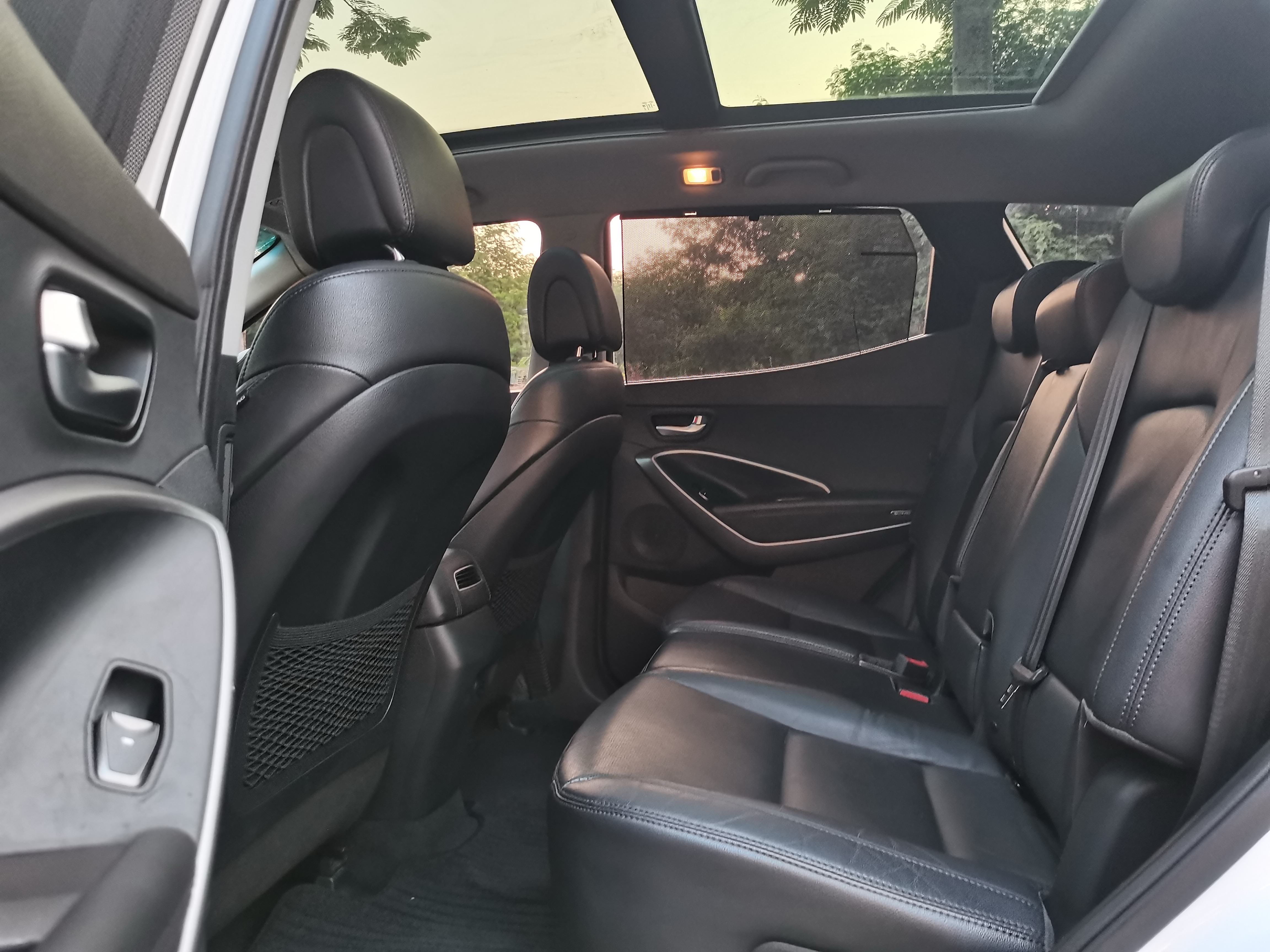 Hyundai Santa Fe 2014 car image #10