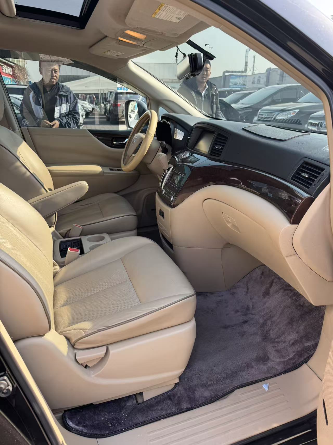 日产 贵士 2012 汽车图片 #10