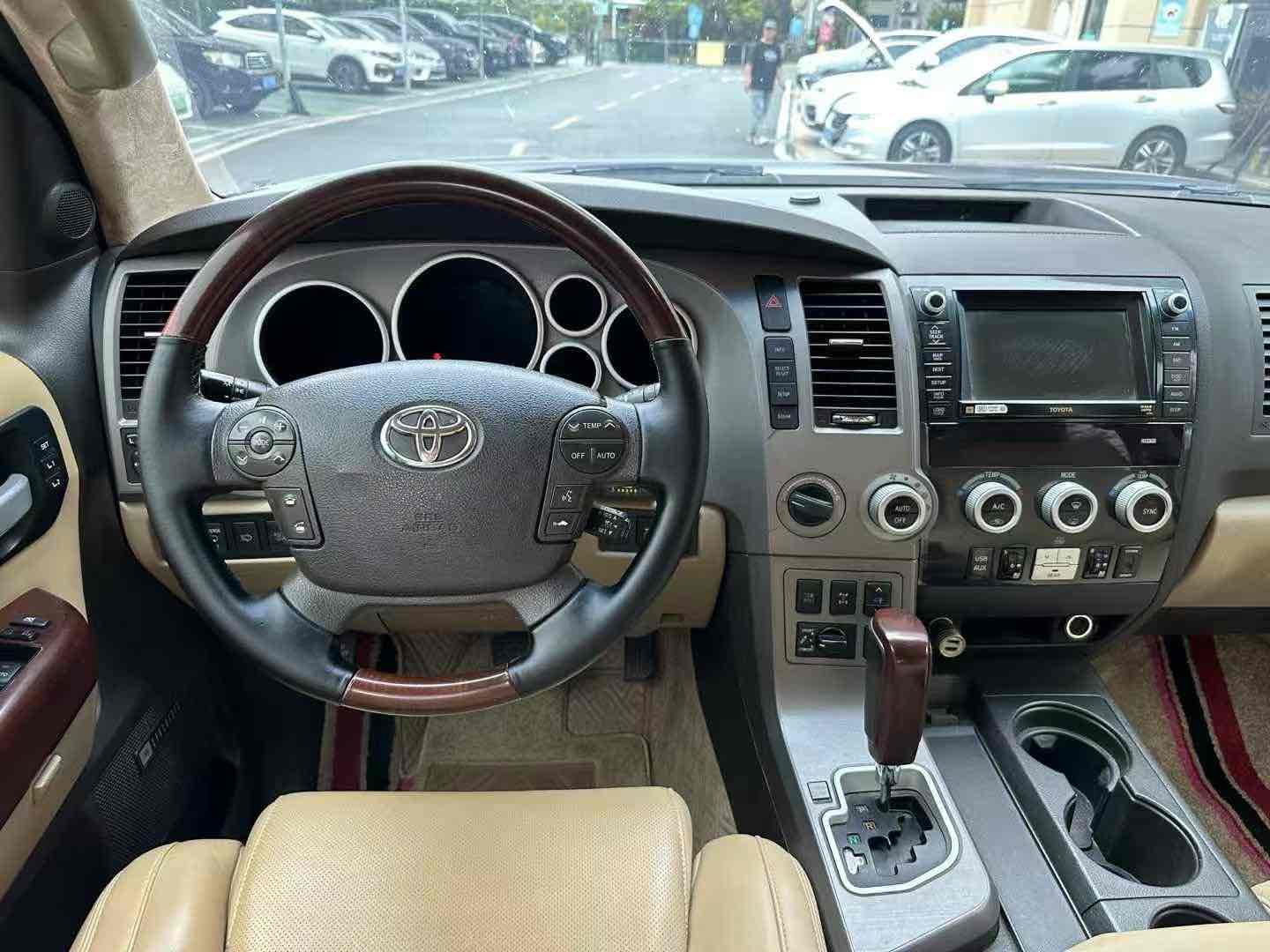 丰田 红杉 2011 #10 丰田 红杉 2011 汽车图片 #10