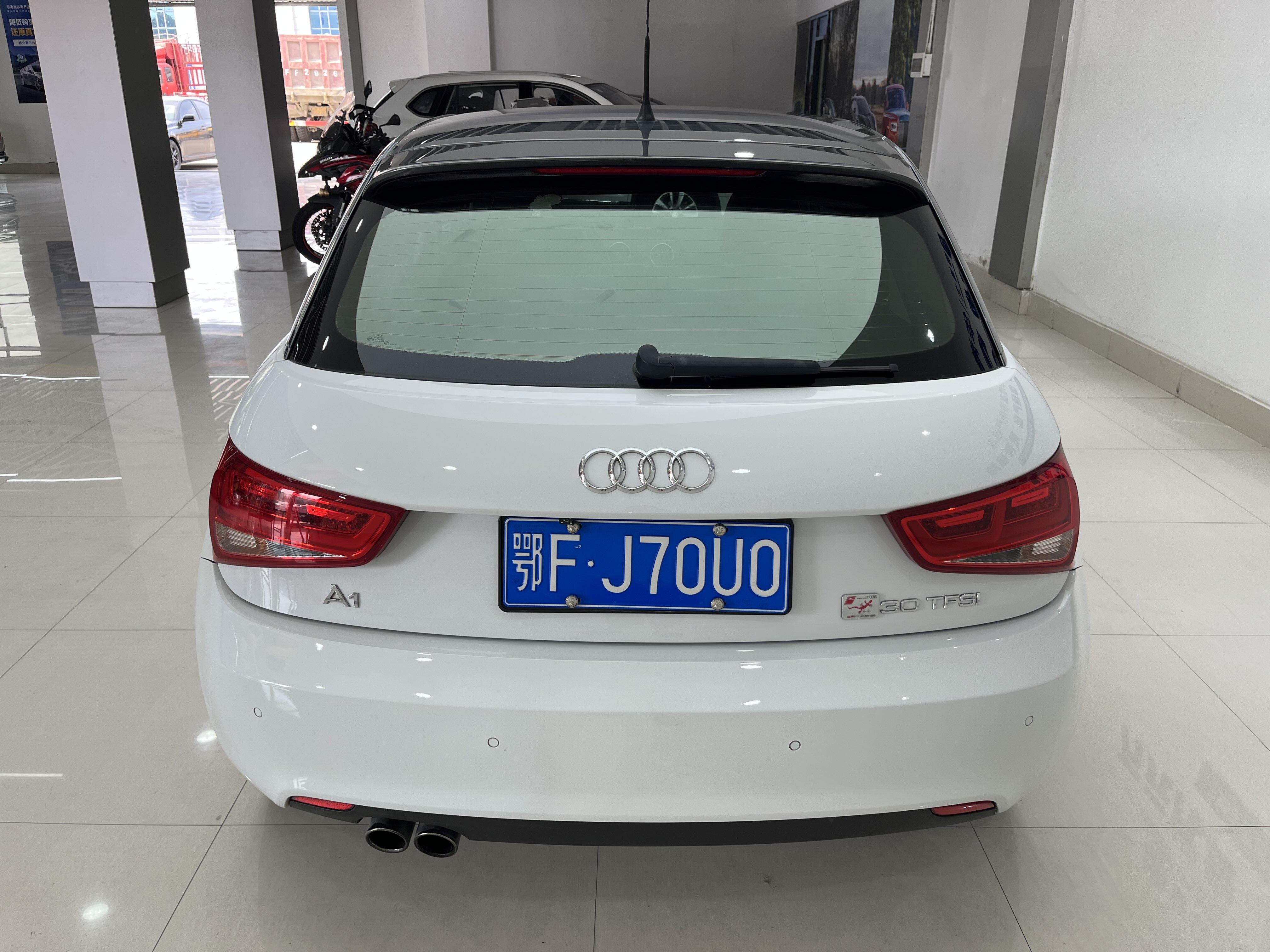 Audi A1 2014 car image #10