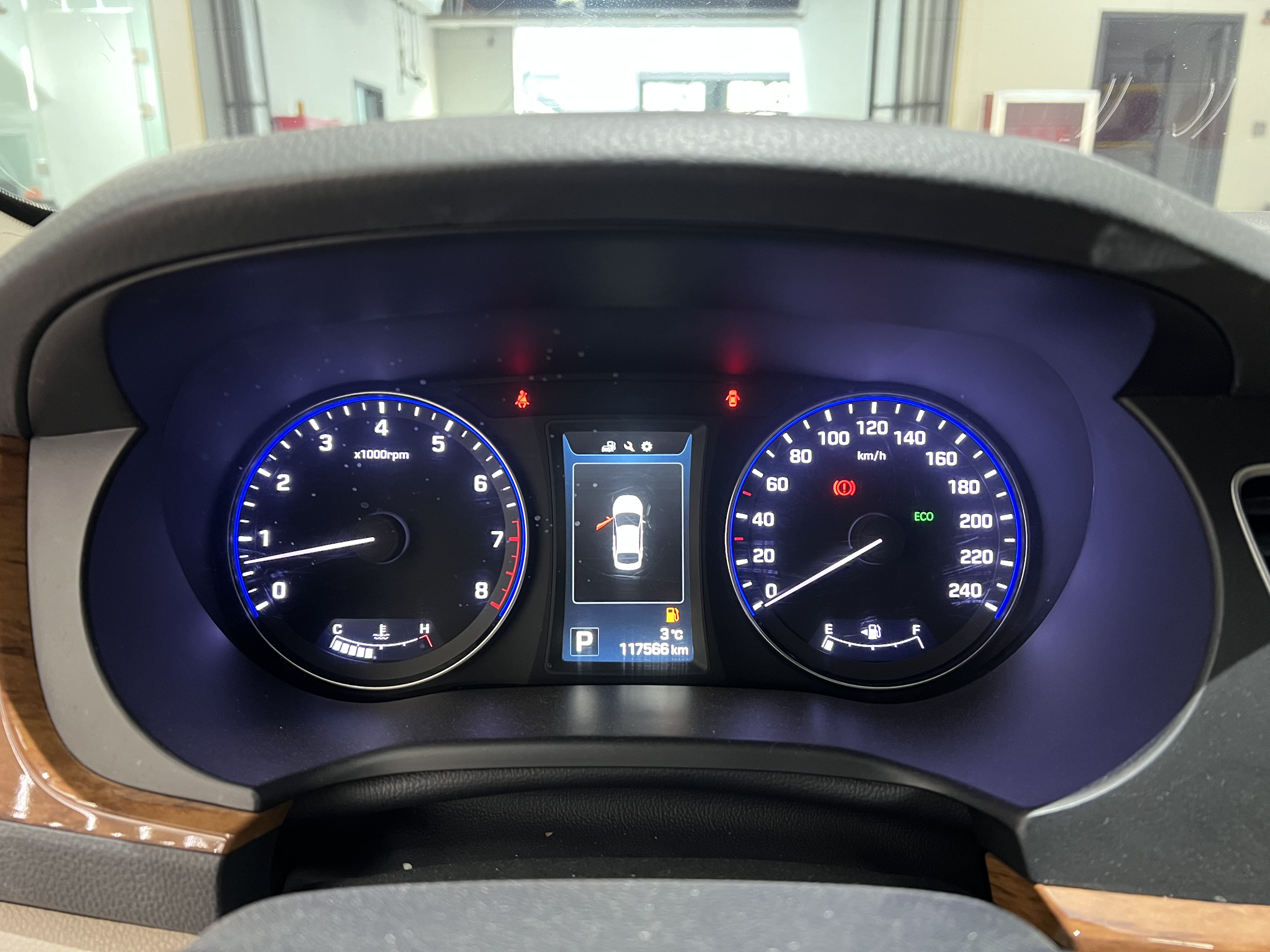 Hyundai Mistra 2015 car image #10