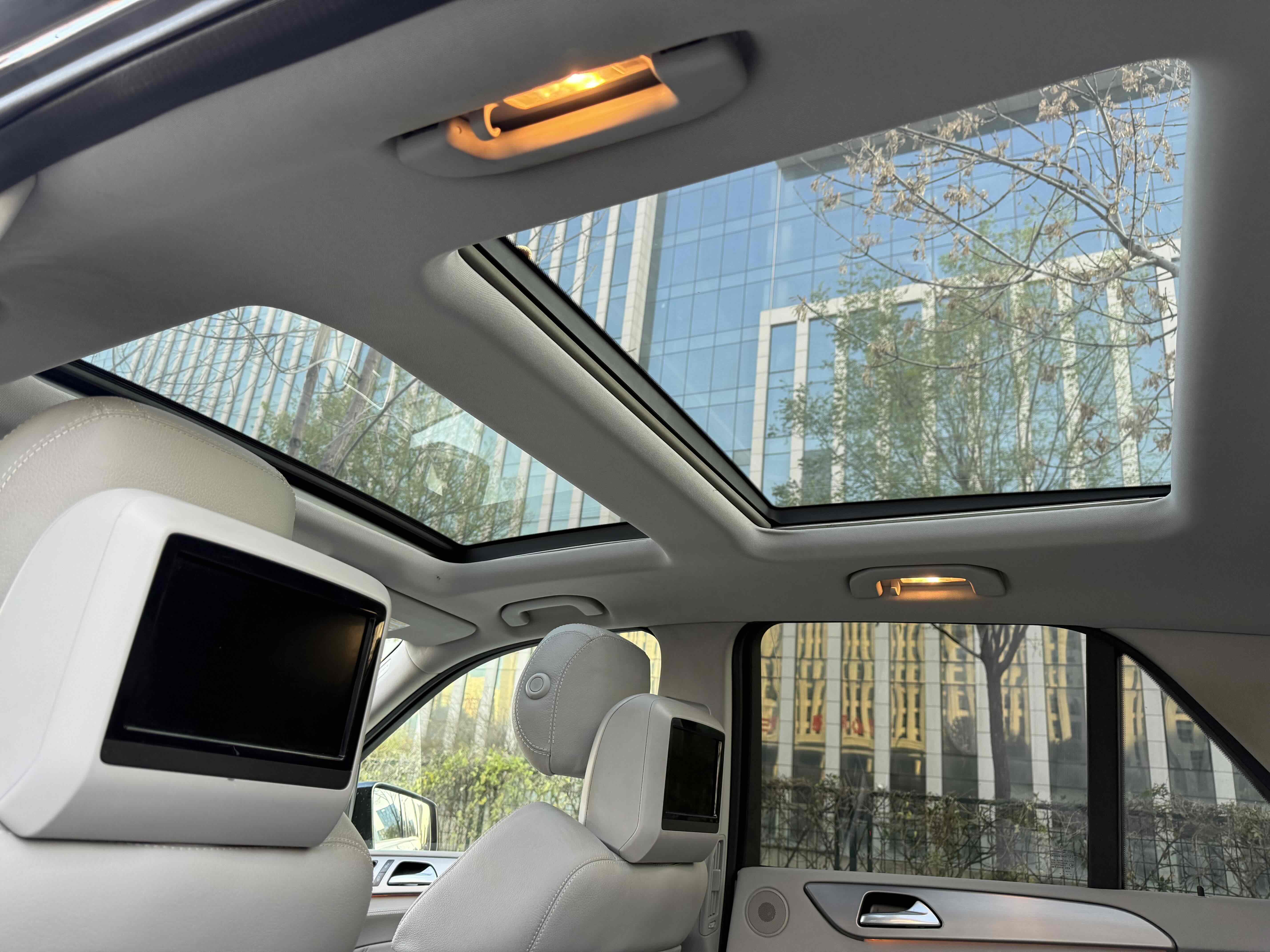 Mercedes-Benz M Class 2013 #10 Mercedes-Benz M Class 2013 car image #10