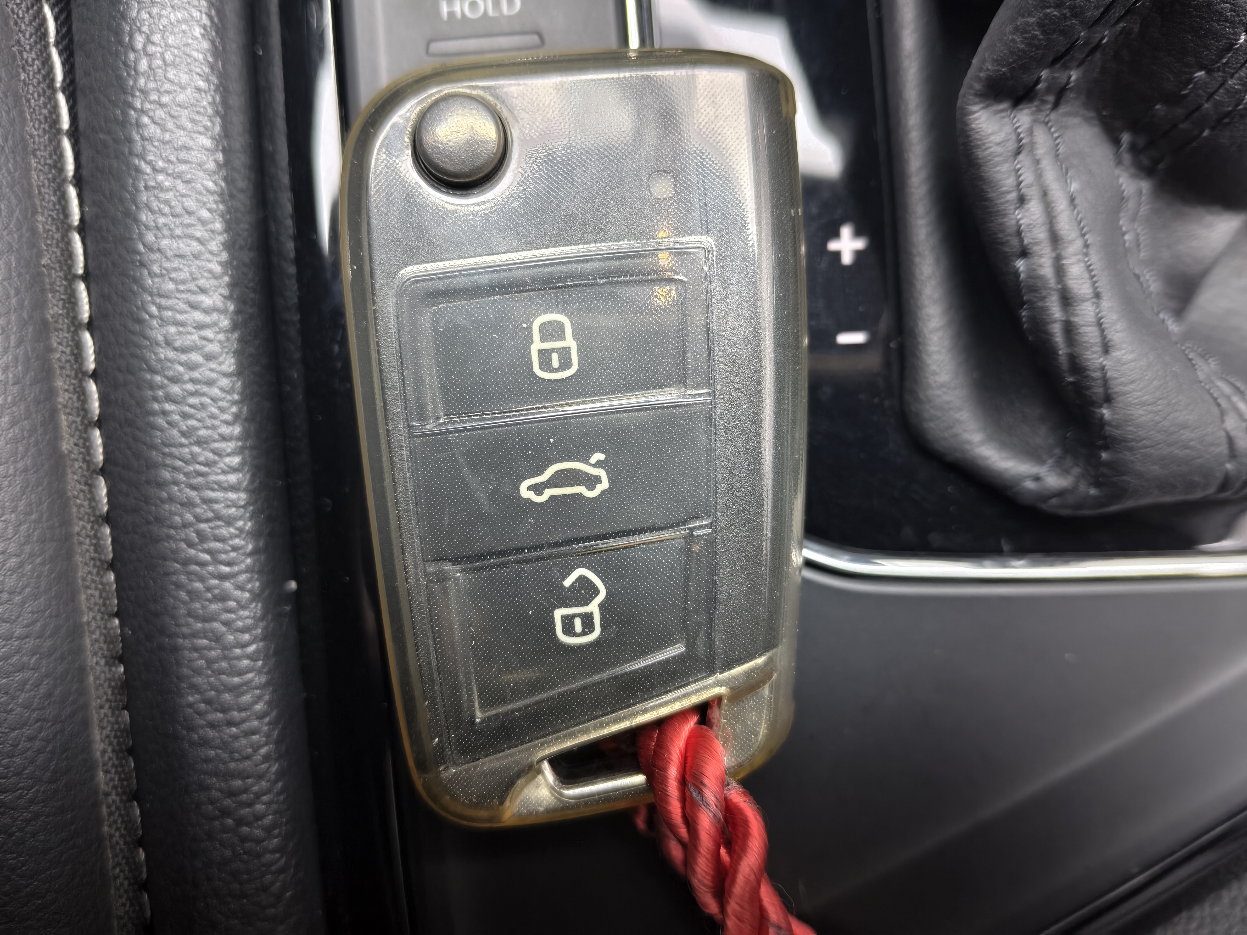 Volkswagen Tiguan L 2018 car image #10