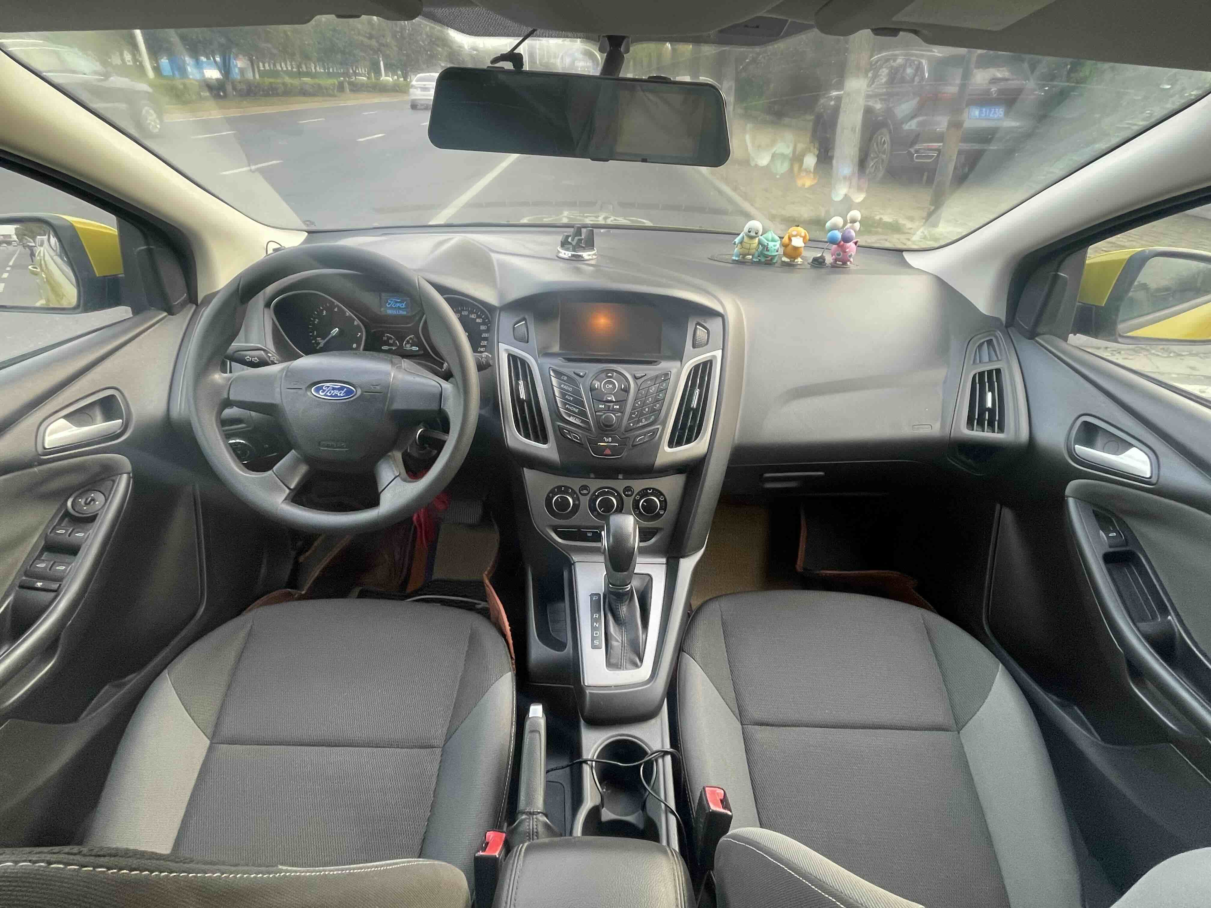 Ford Focus 2014 immagine di auto #10