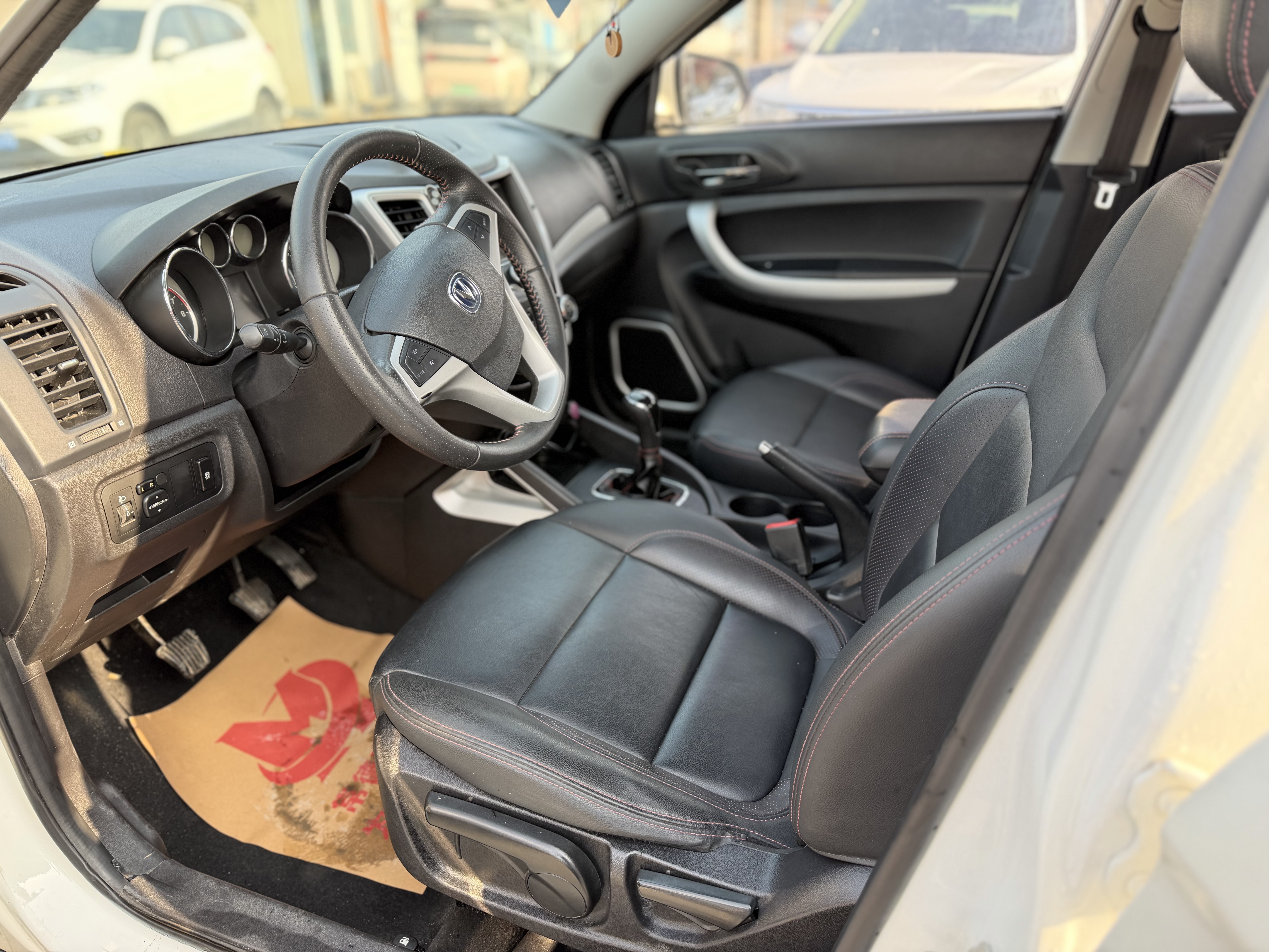 Changan CS35 2017 car image #10