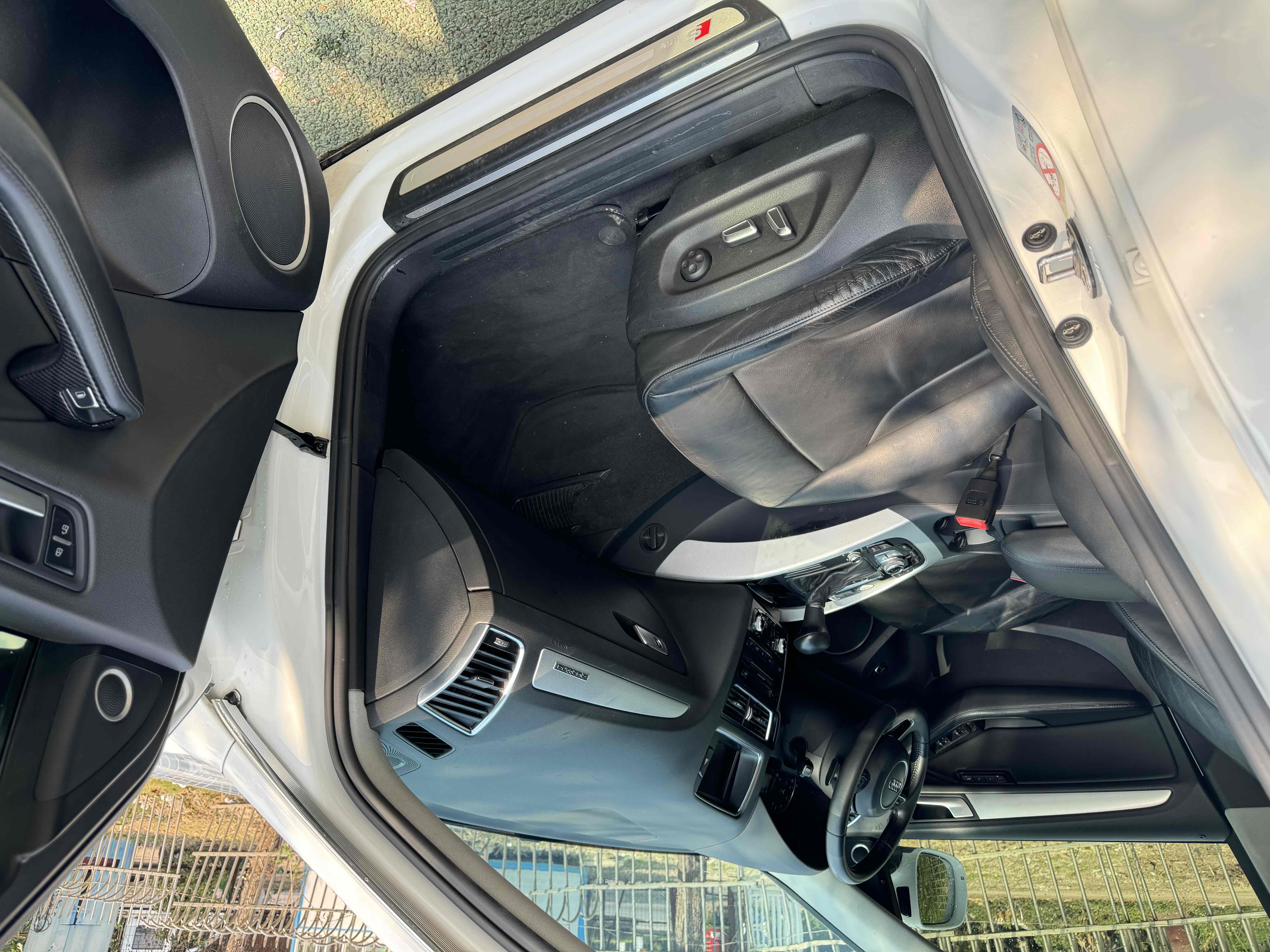 Audi SQ5 2013 imagem de carro #10