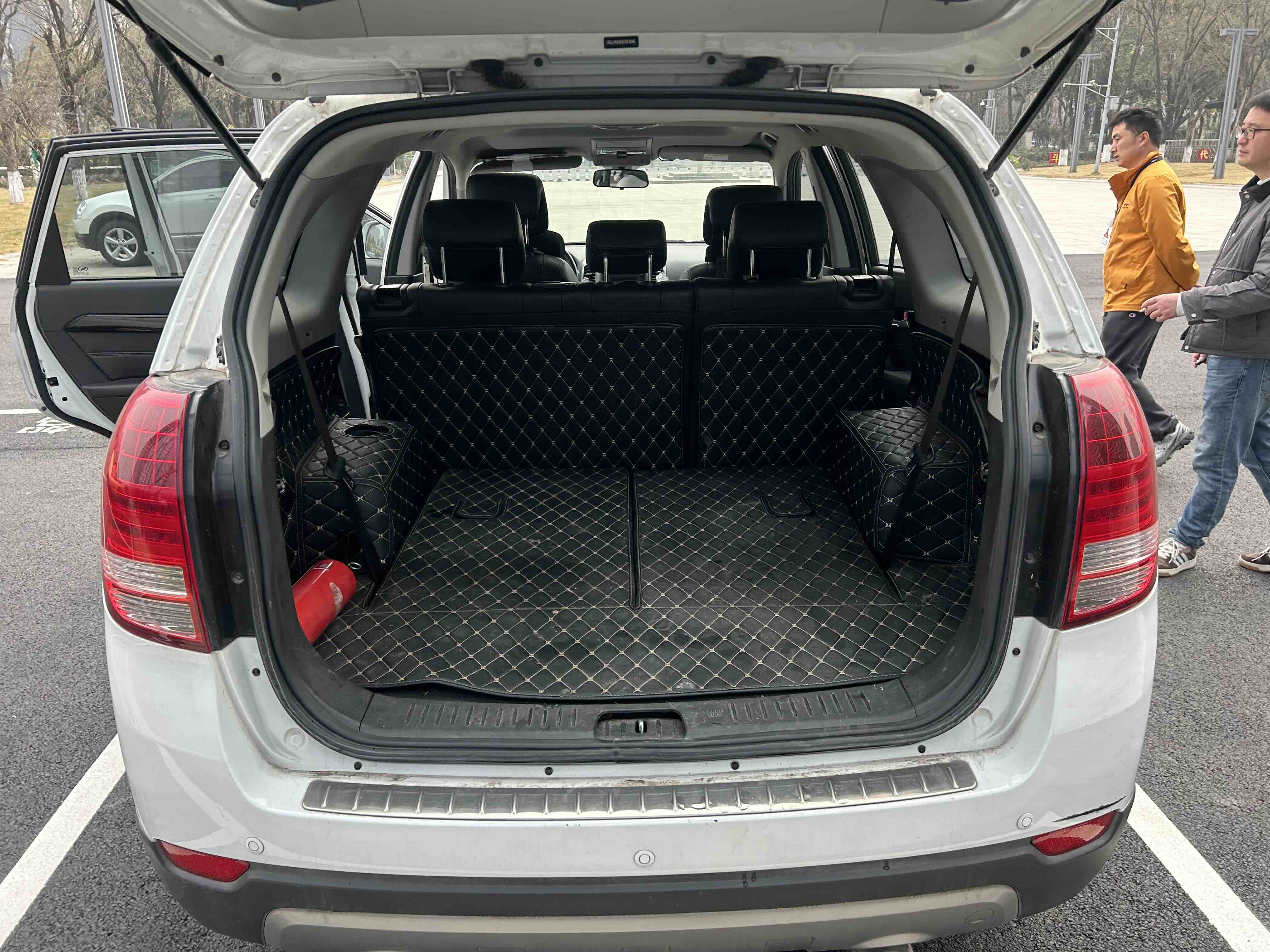 Chevrolet Captiva 2016 car image #10