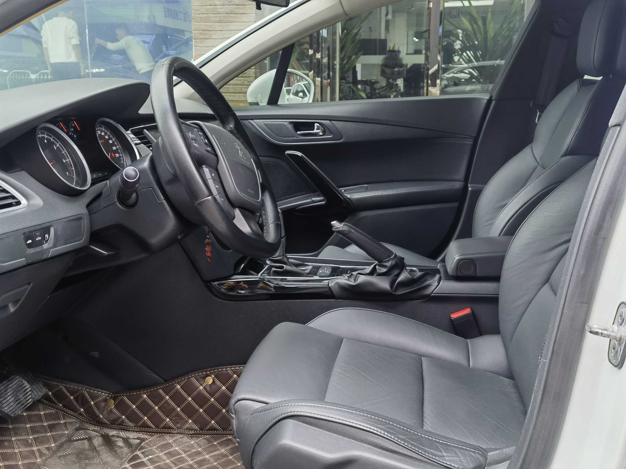 Peugeot 508 2014 car image #10
