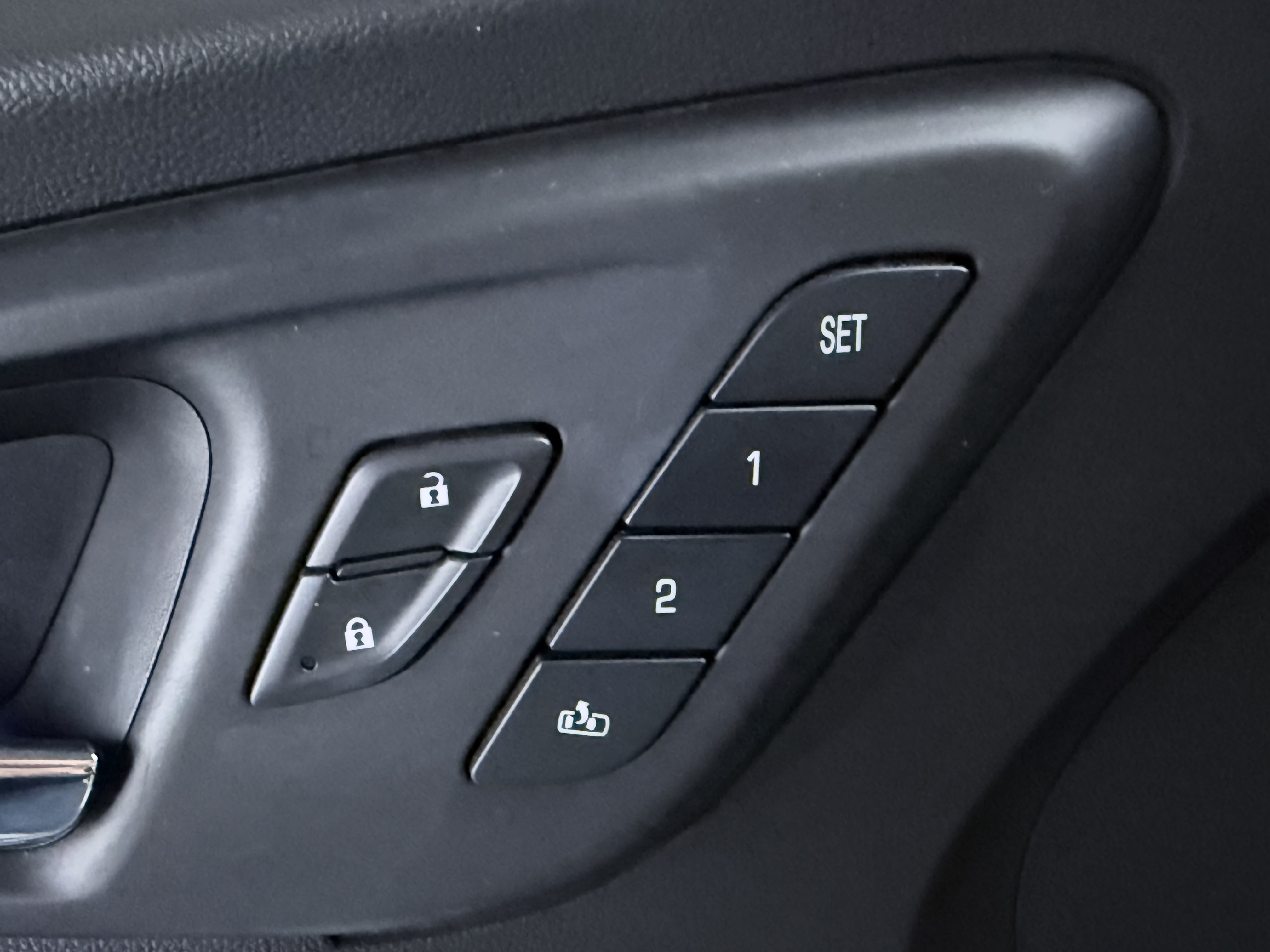 Chevrolet Malibu XL 2018 immagine di auto #10