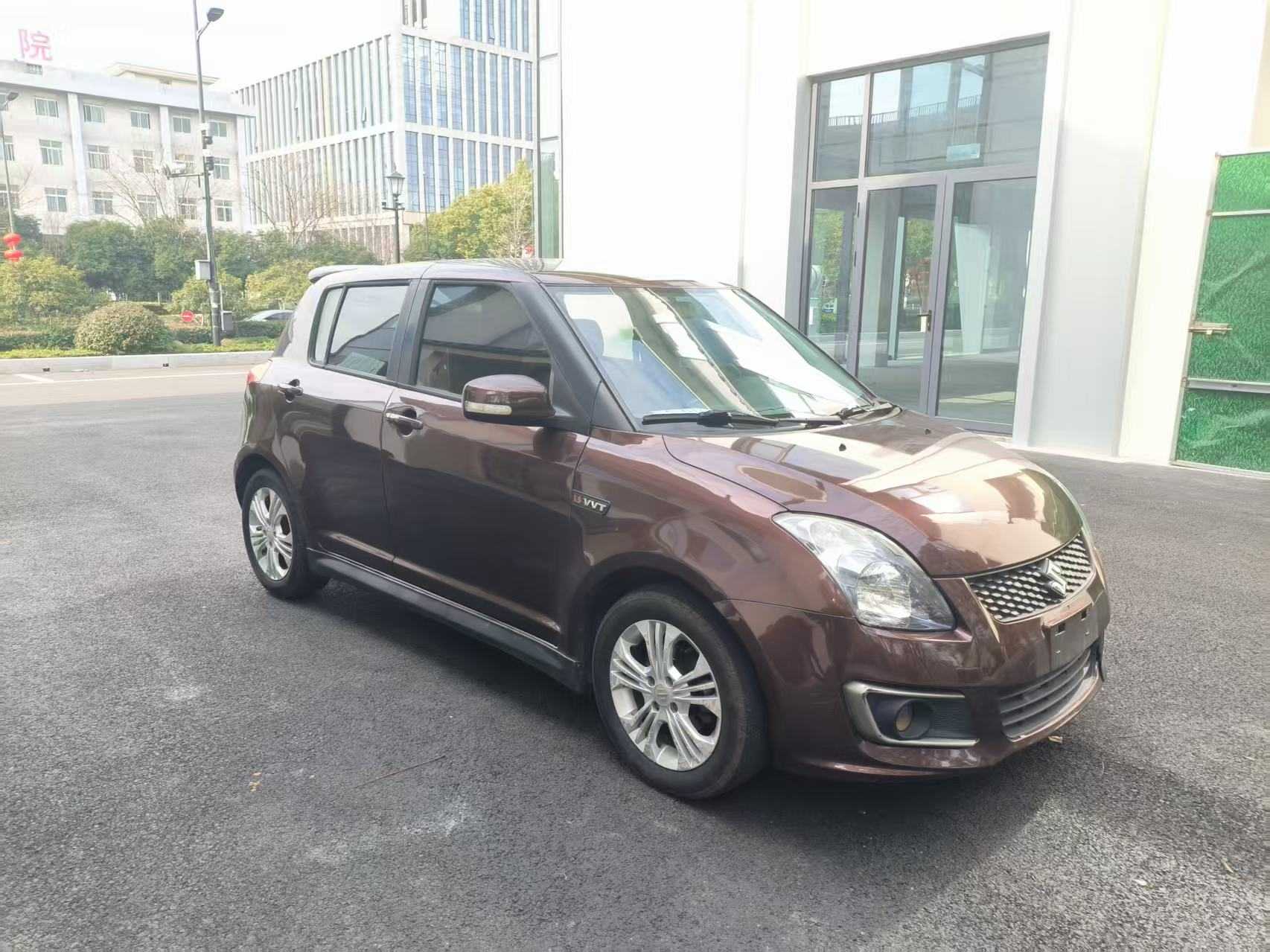 铃木 雨燕 2013 汽车图片 #10