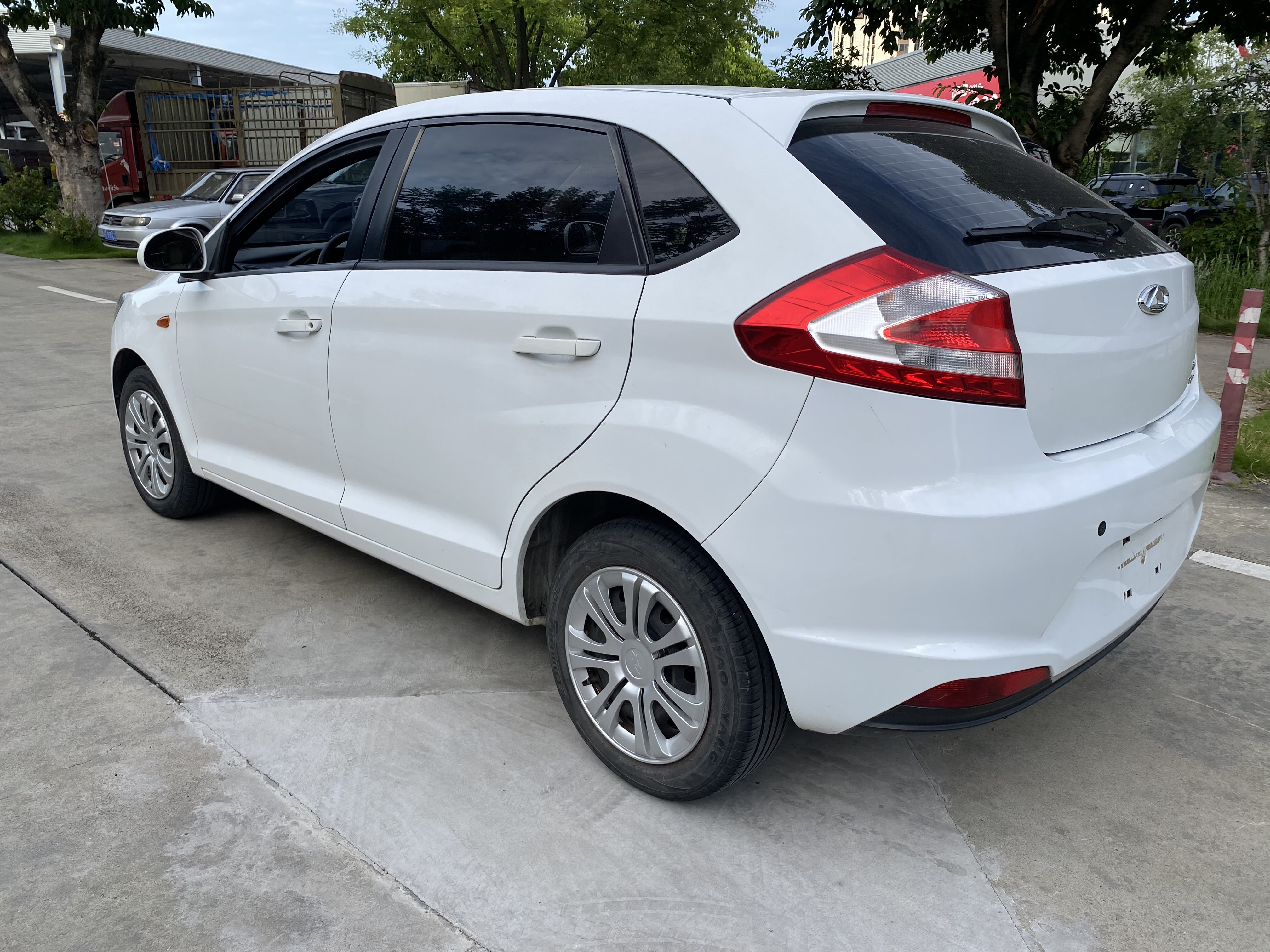 Chery Fulwin 2016 car image #10